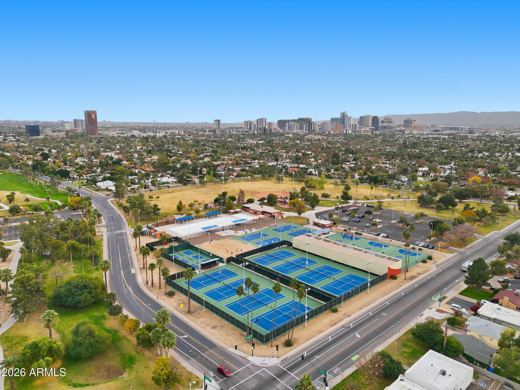 ENCANTO VISTA - Residential