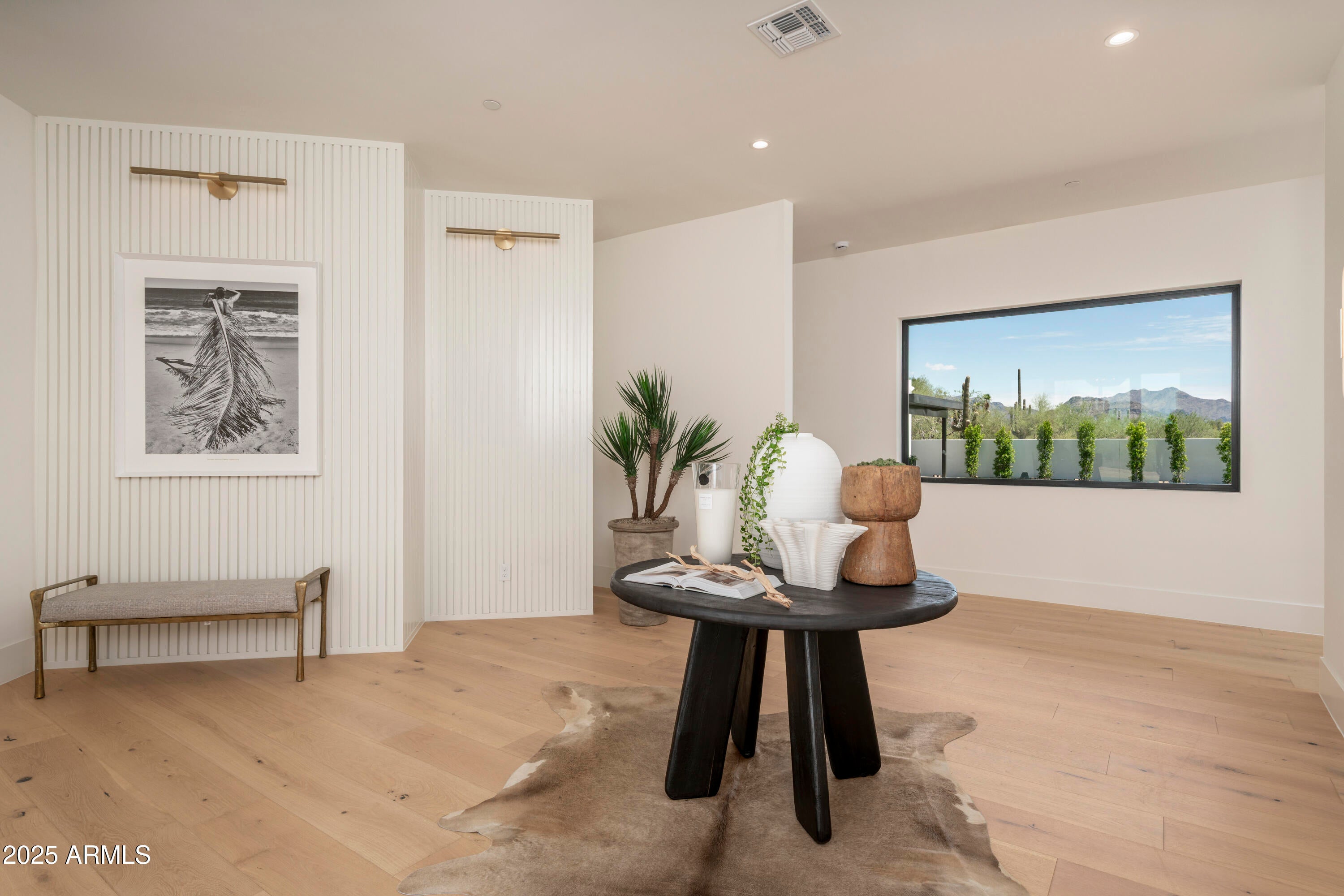 PINNACLE PARADISE - Residential