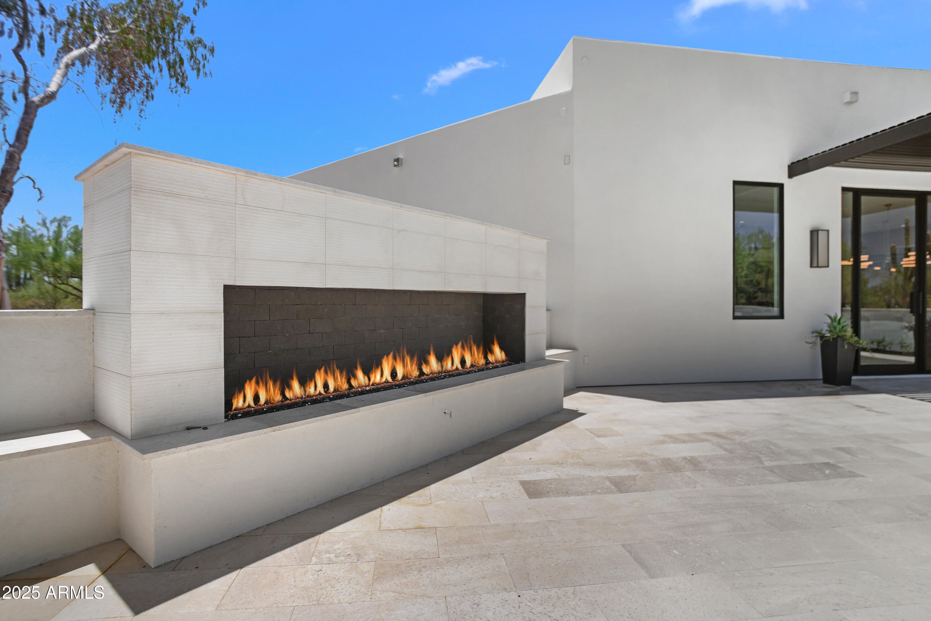 PINNACLE PARADISE - Residential