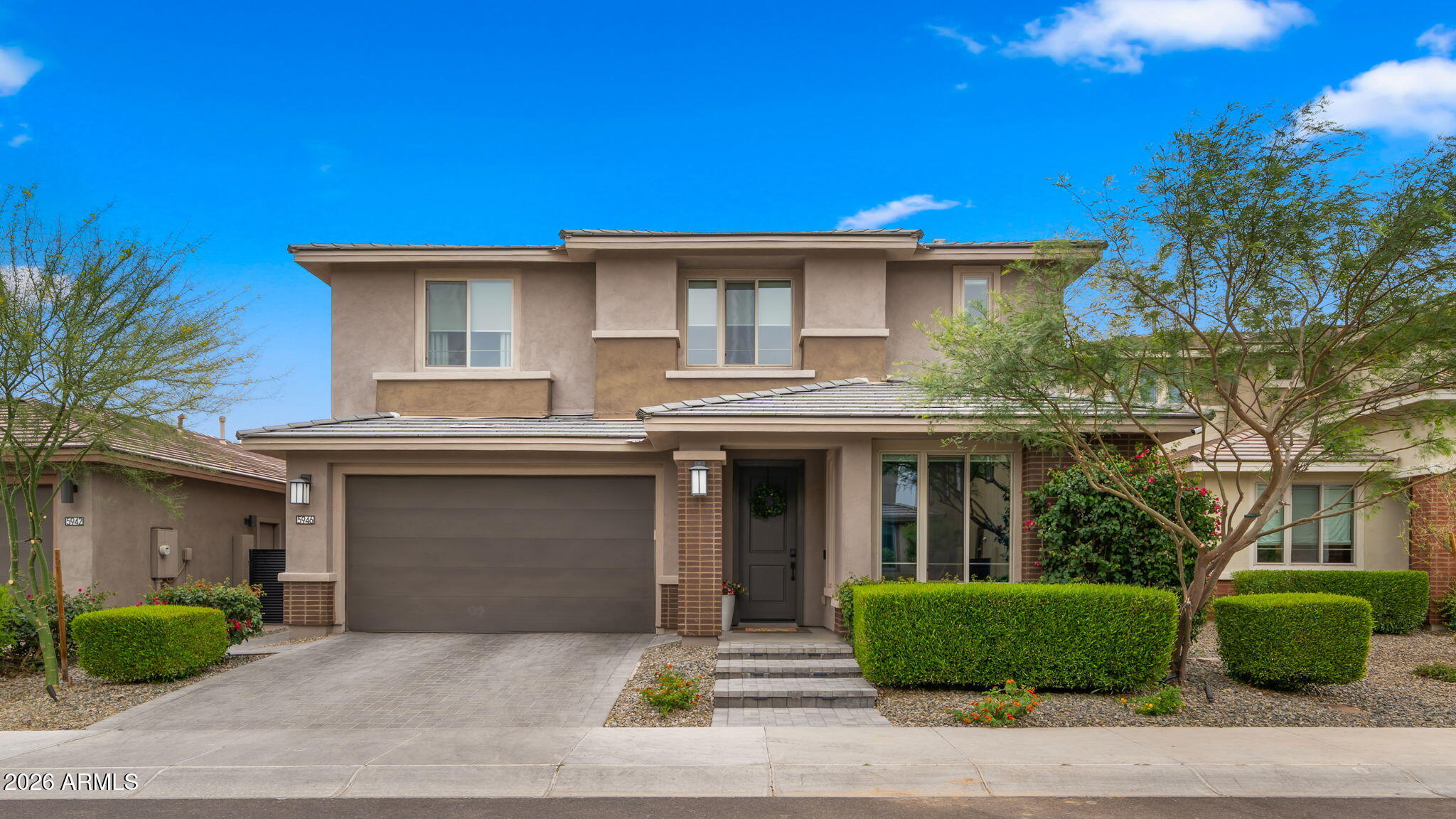 Talinn Desert Ridge - Residential