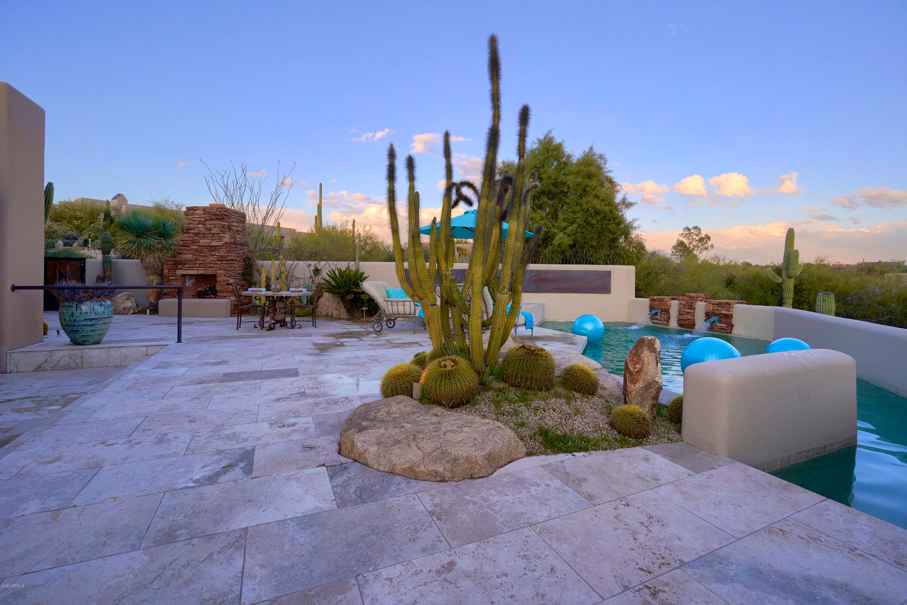 BOULDERS CAREFREE PARCEL E REPLAT LT 1-26 A GI G2 - Residential