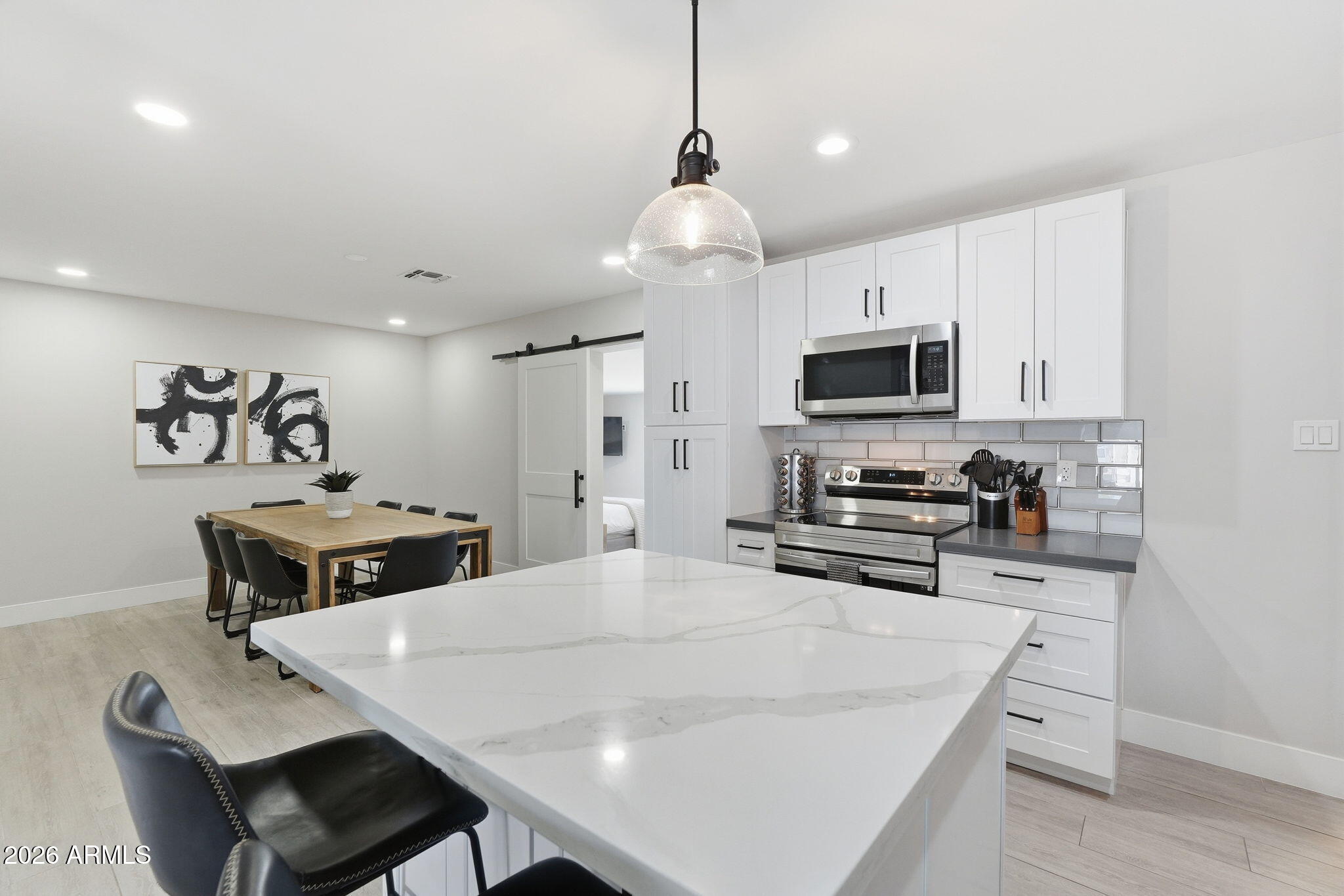 HY-VIEW 4 - Residential