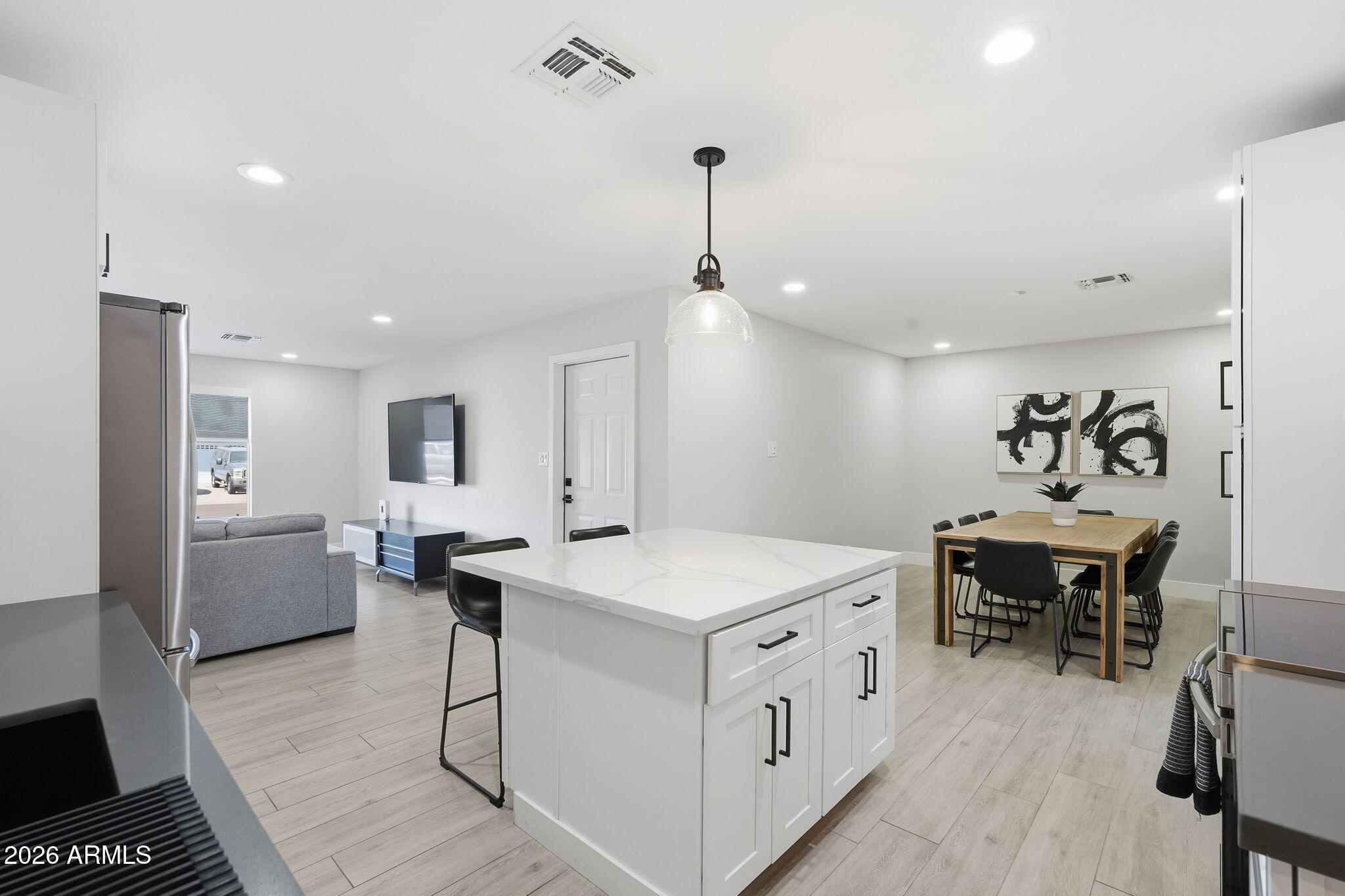 HY-VIEW 4 - Residential