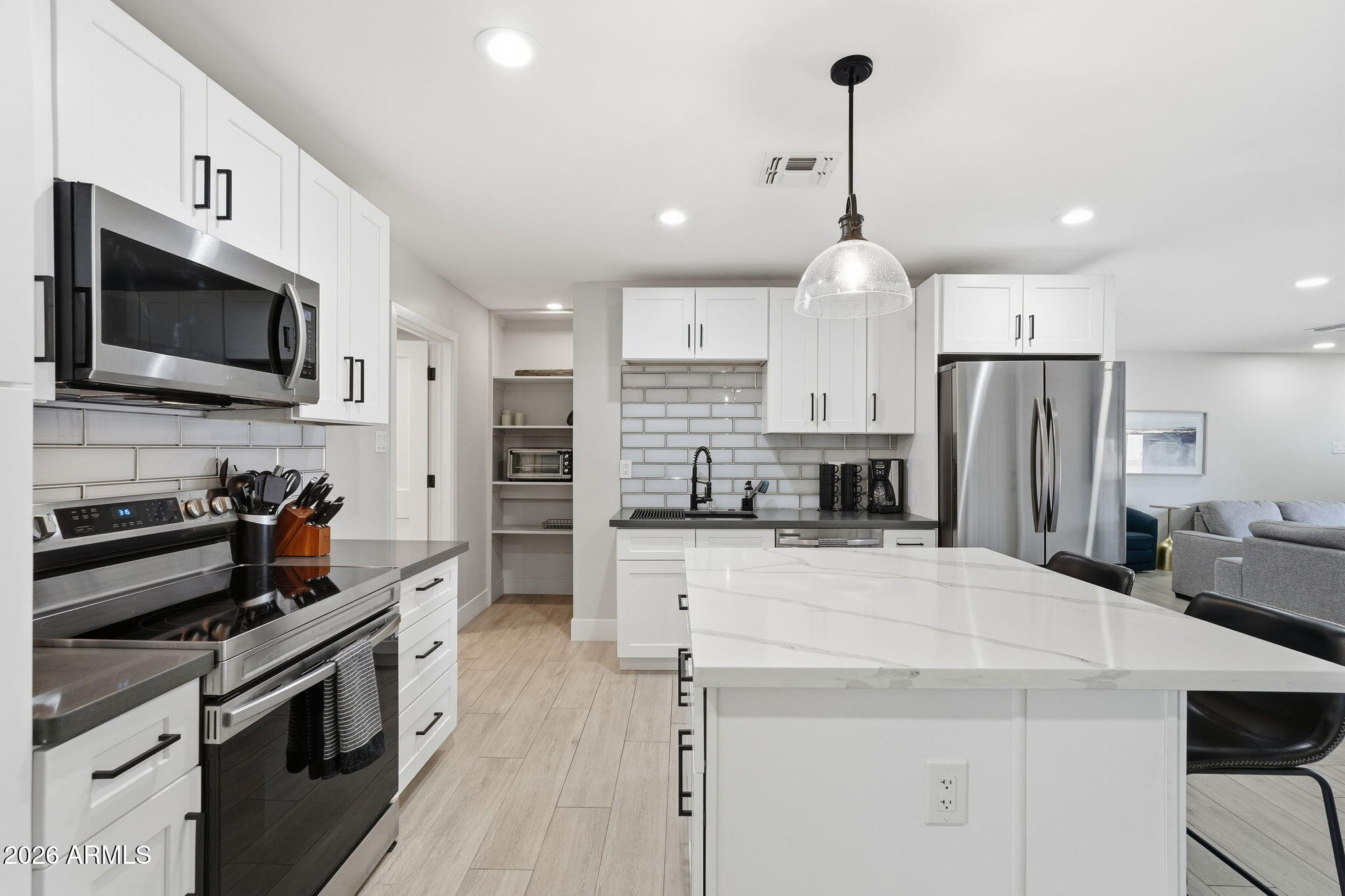 HY-VIEW 4 - Residential
