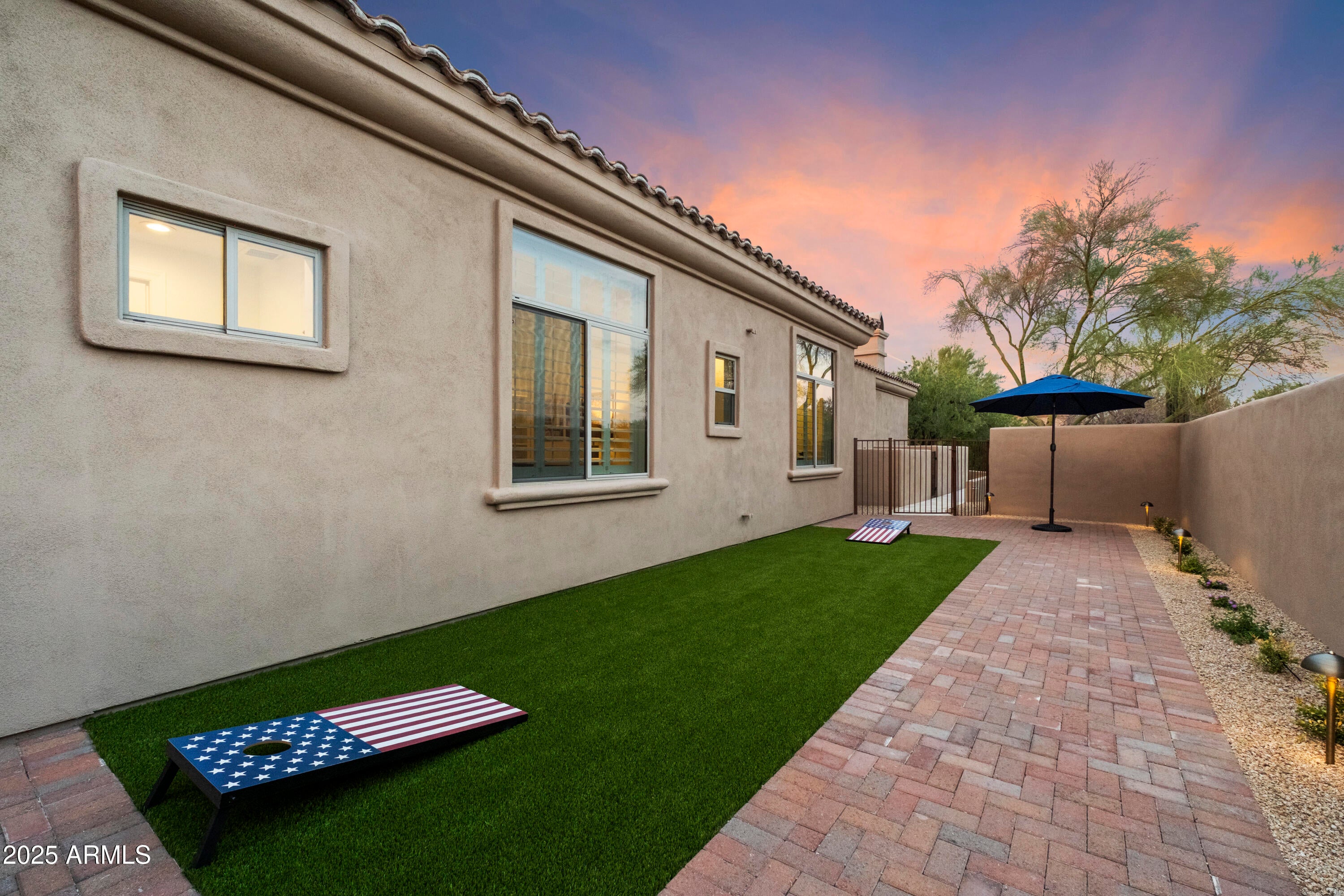 SAGUARO ESTATES - Residential
