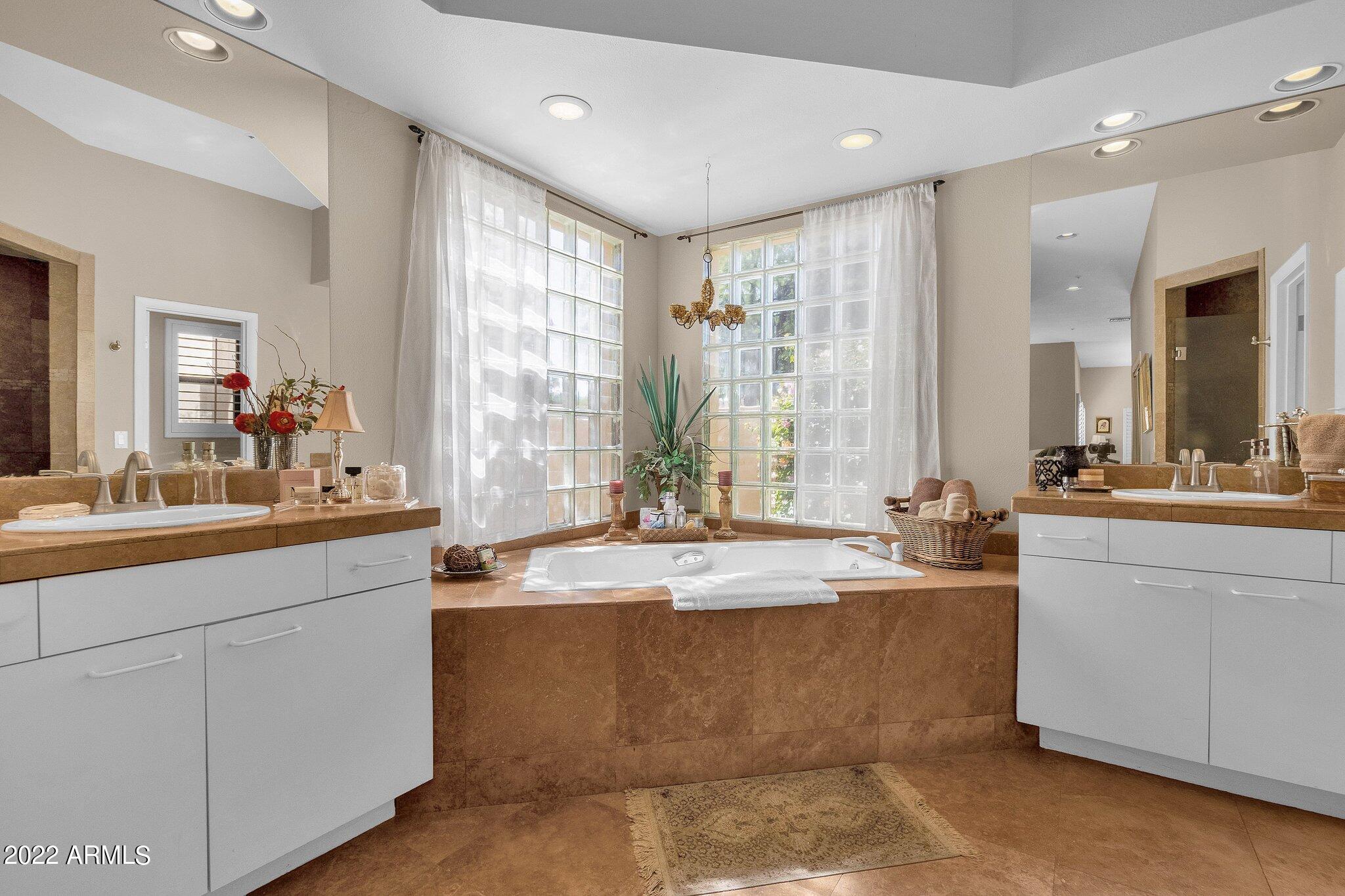 SCOTTSDALE RANCH 15 LOT 1-52 TR A-C - Residential