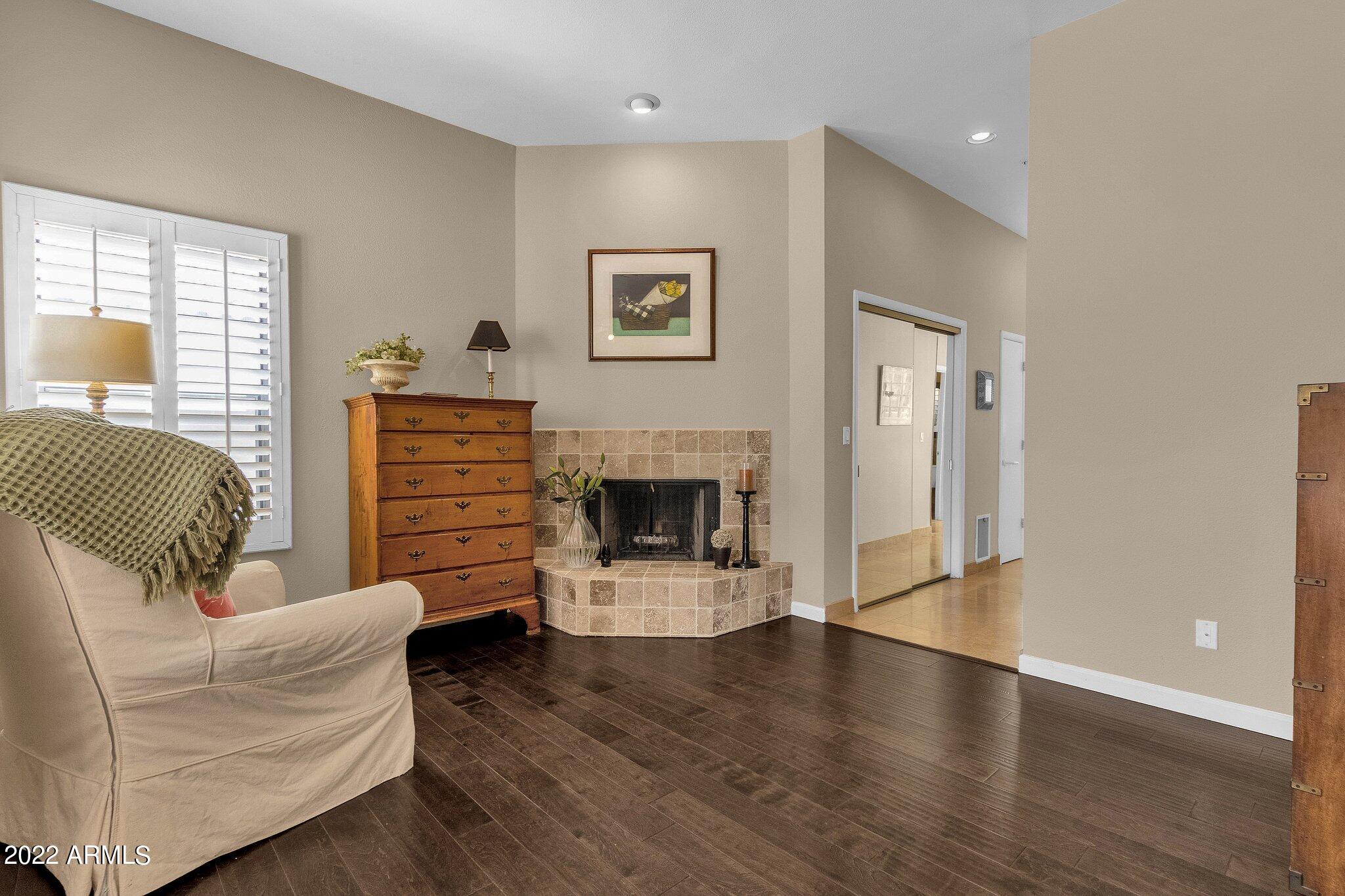 SCOTTSDALE RANCH 15 LOT 1-52 TR A-C - Residential
