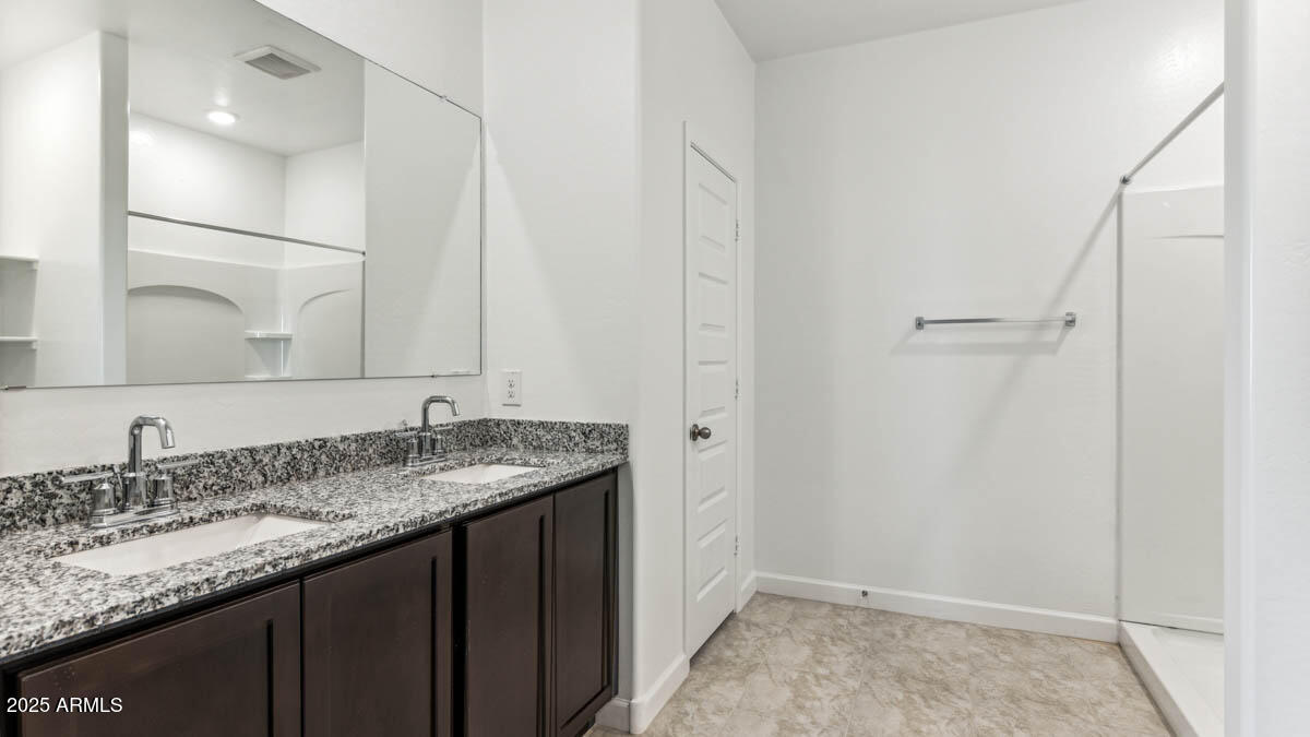 MAGMA RANCH II UNIT 1 - Residential