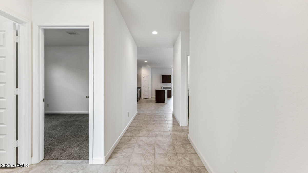 MAGMA RANCH II UNIT 1 - Residential