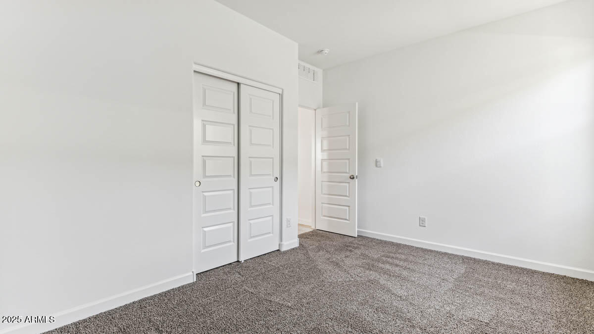 MAGMA RANCH II UNIT 1 - Residential