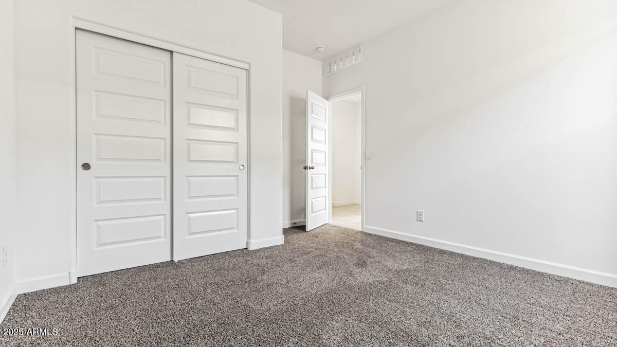 MAGMA RANCH II UNIT 1 - Residential