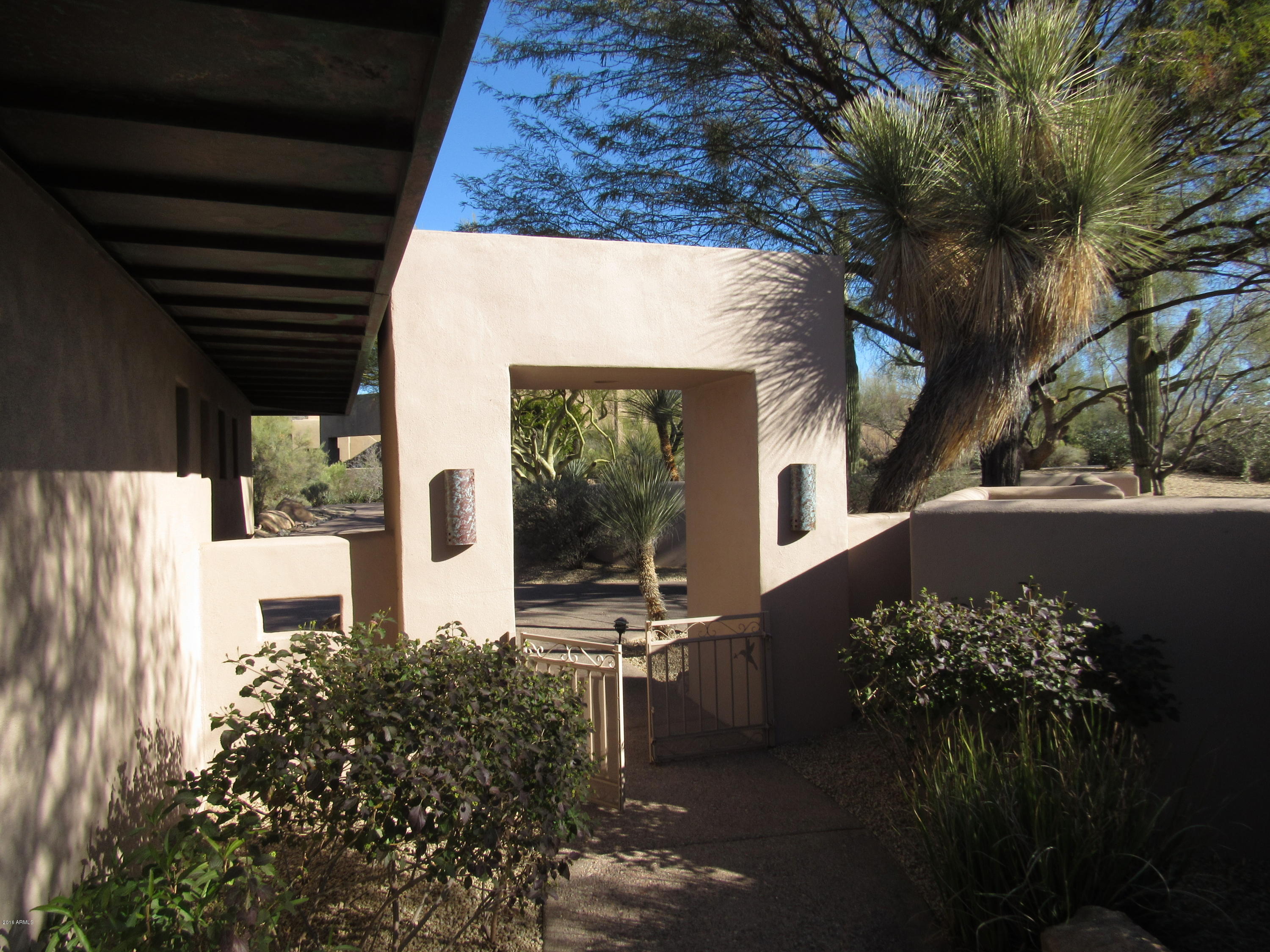 DESERT MOUNTAIN PHASE 1 UNIT 1 LOT 1-205 TR A - Residential