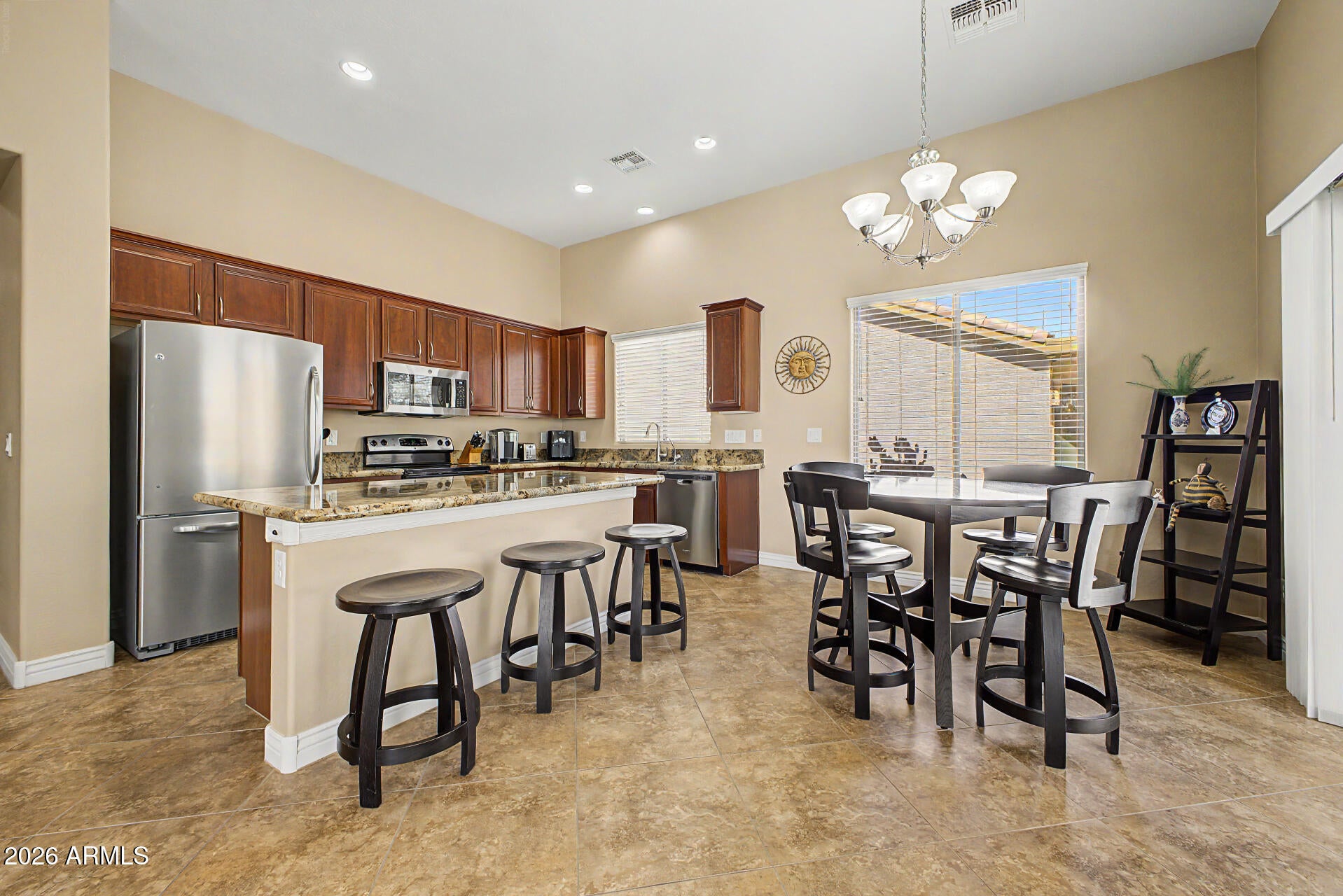 MISSION ROYALE - Residential