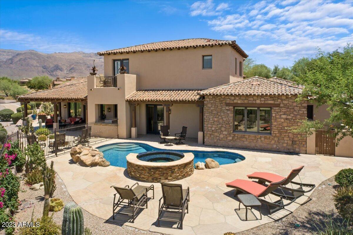 Superstition Mountain - Residential