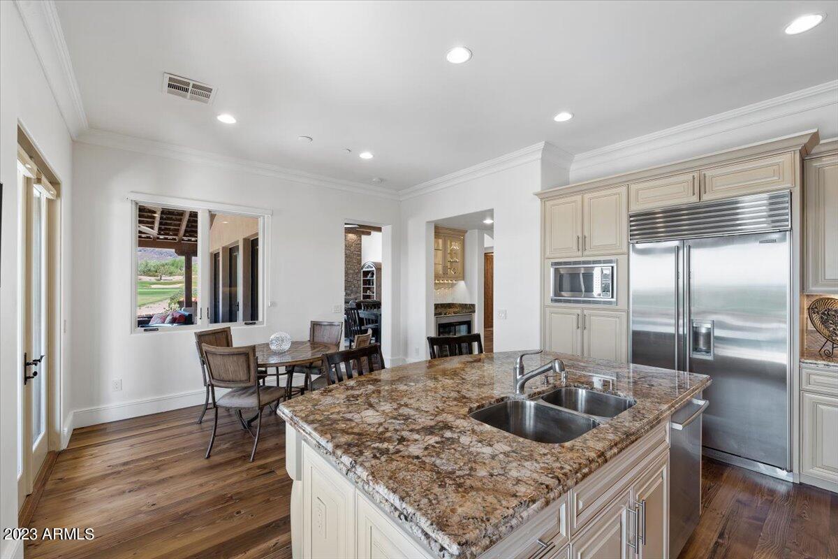 Superstition Mountain - Residential