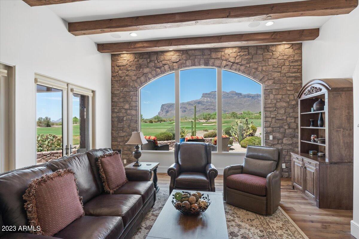 Superstition Mountain - Residential