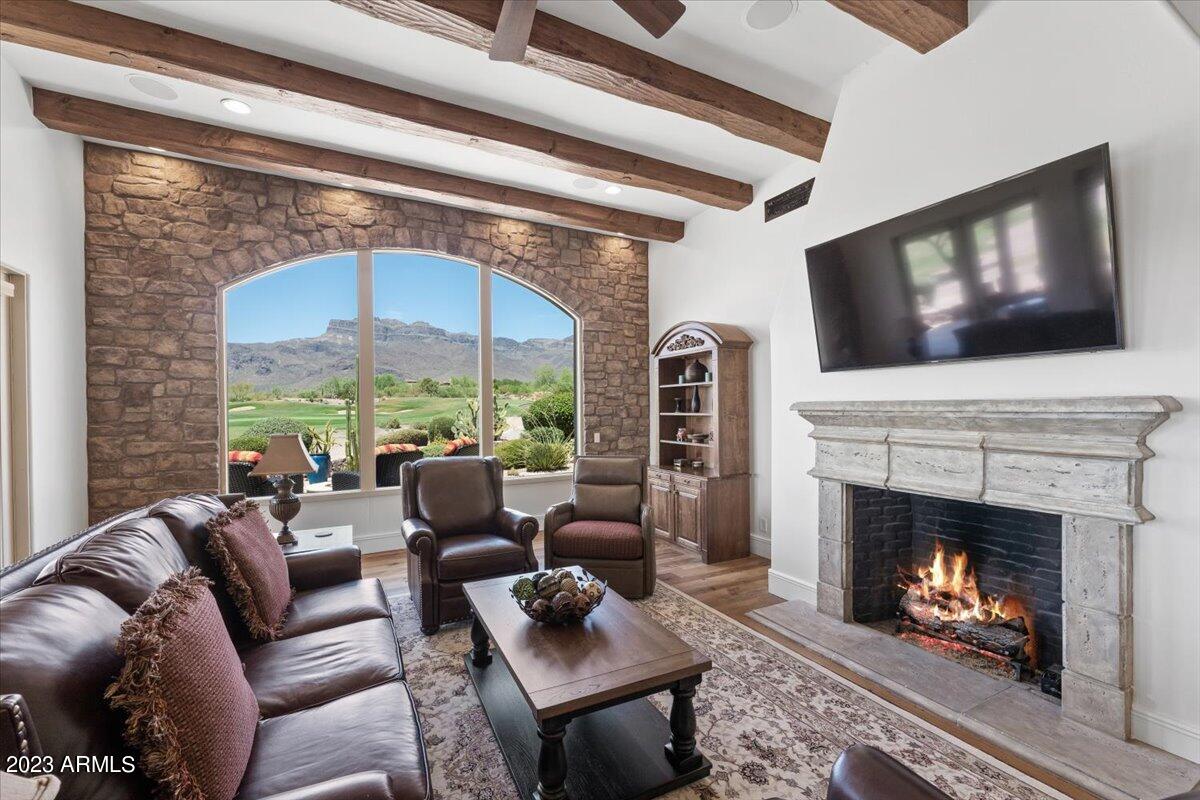Superstition Mountain - Residential