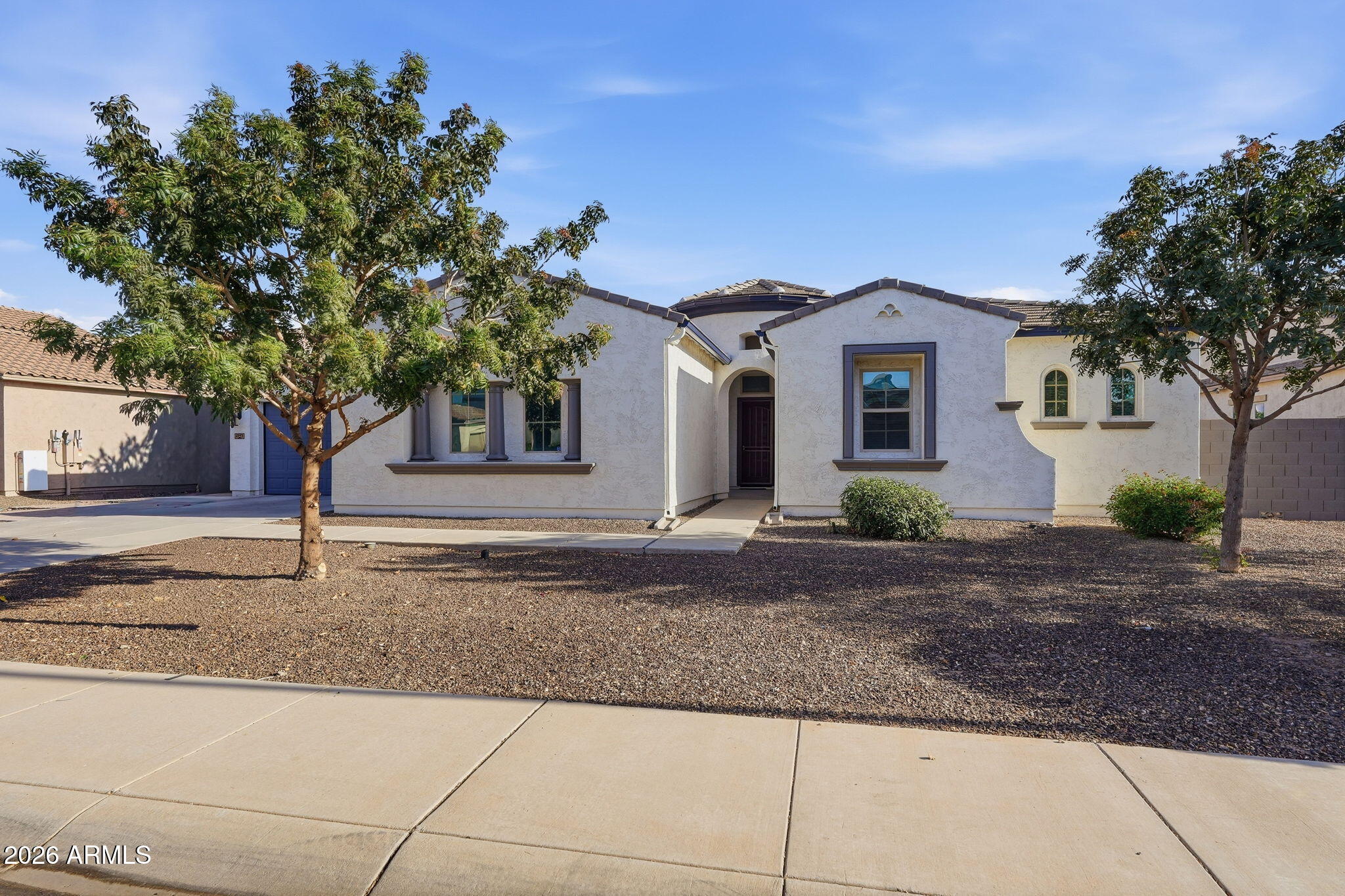 HIGLEY MANOR - Residential
