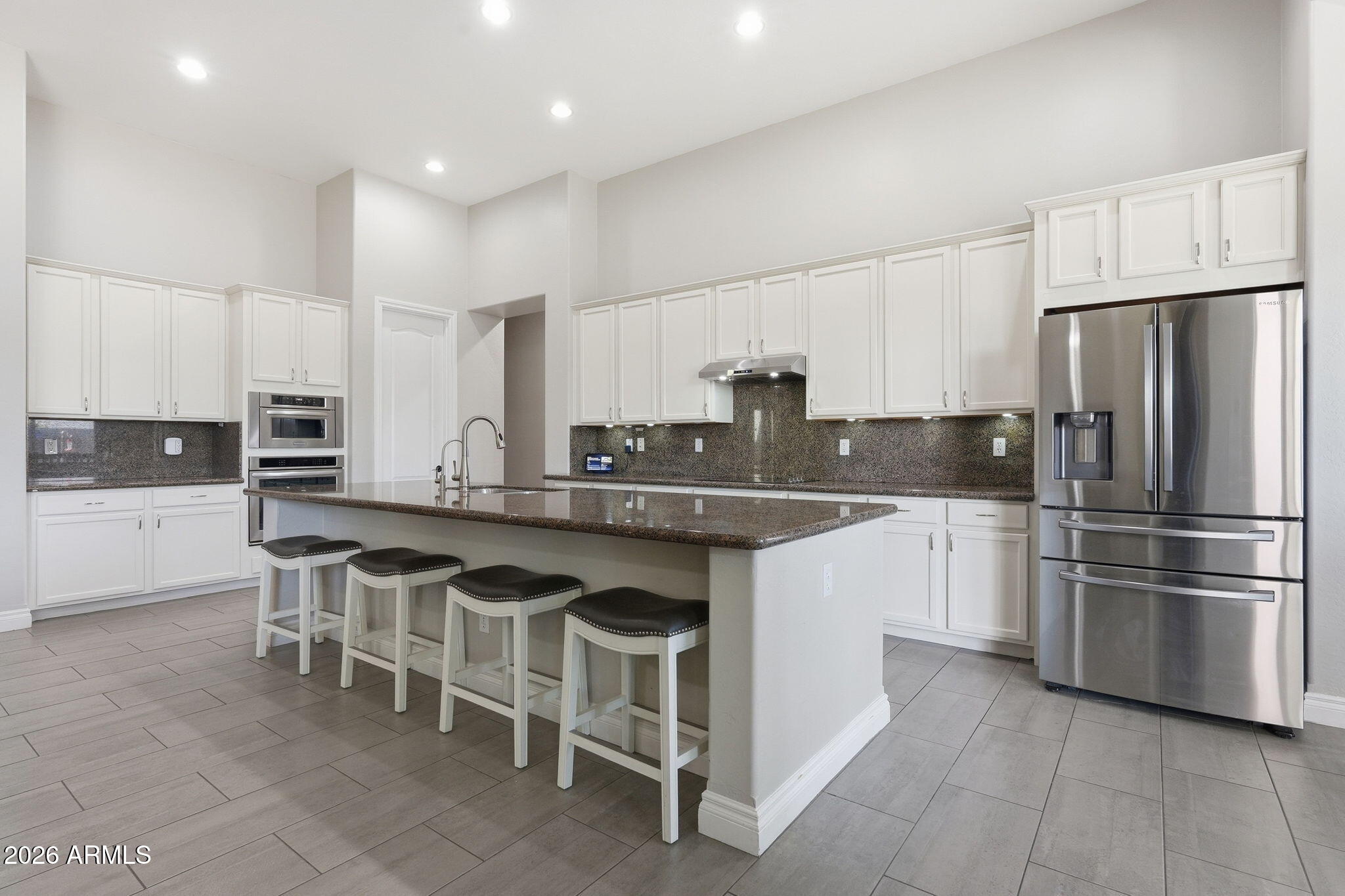 HIGLEY MANOR - Residential
