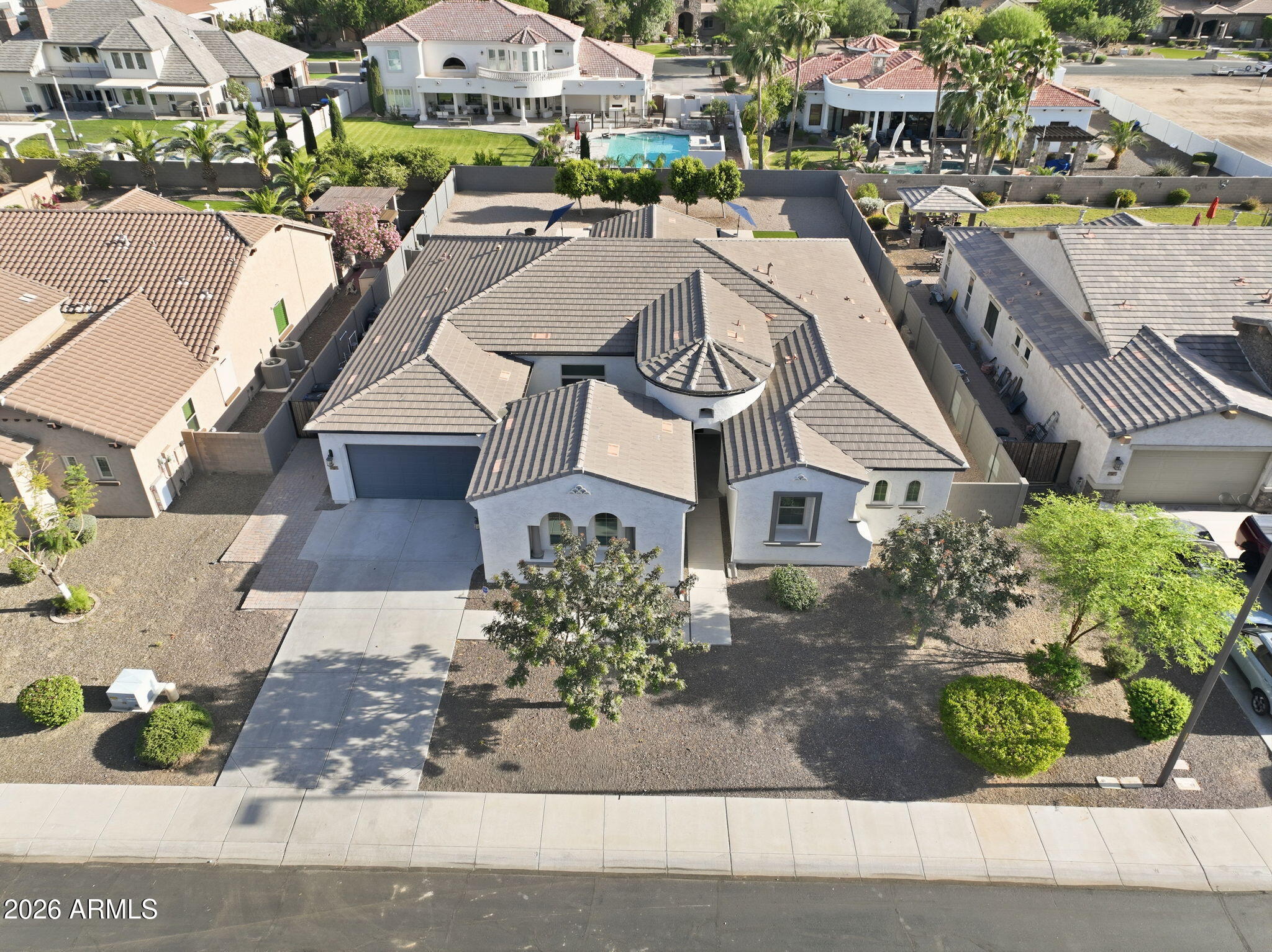 HIGLEY MANOR - Residential