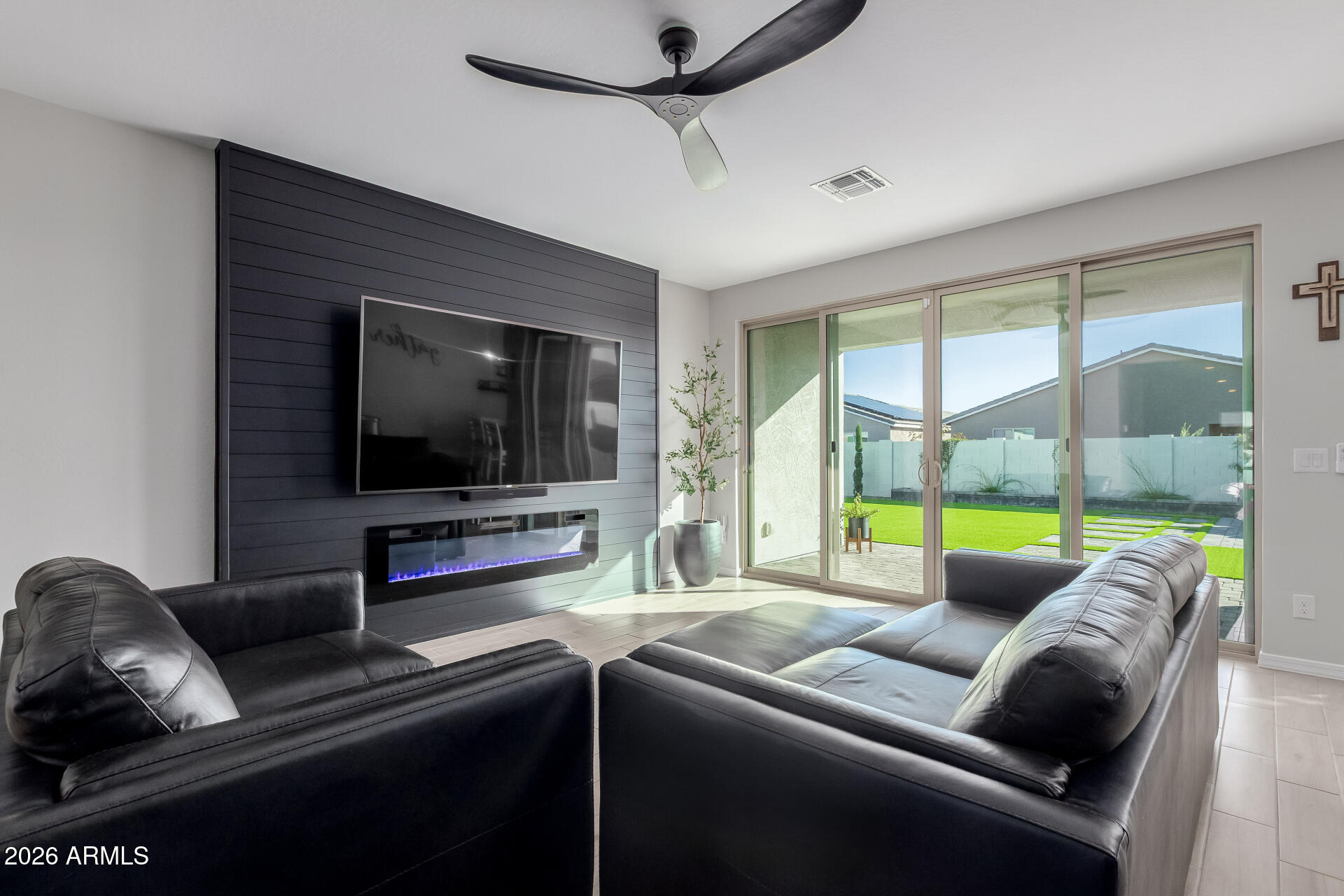 WALES RANCHES - Residential