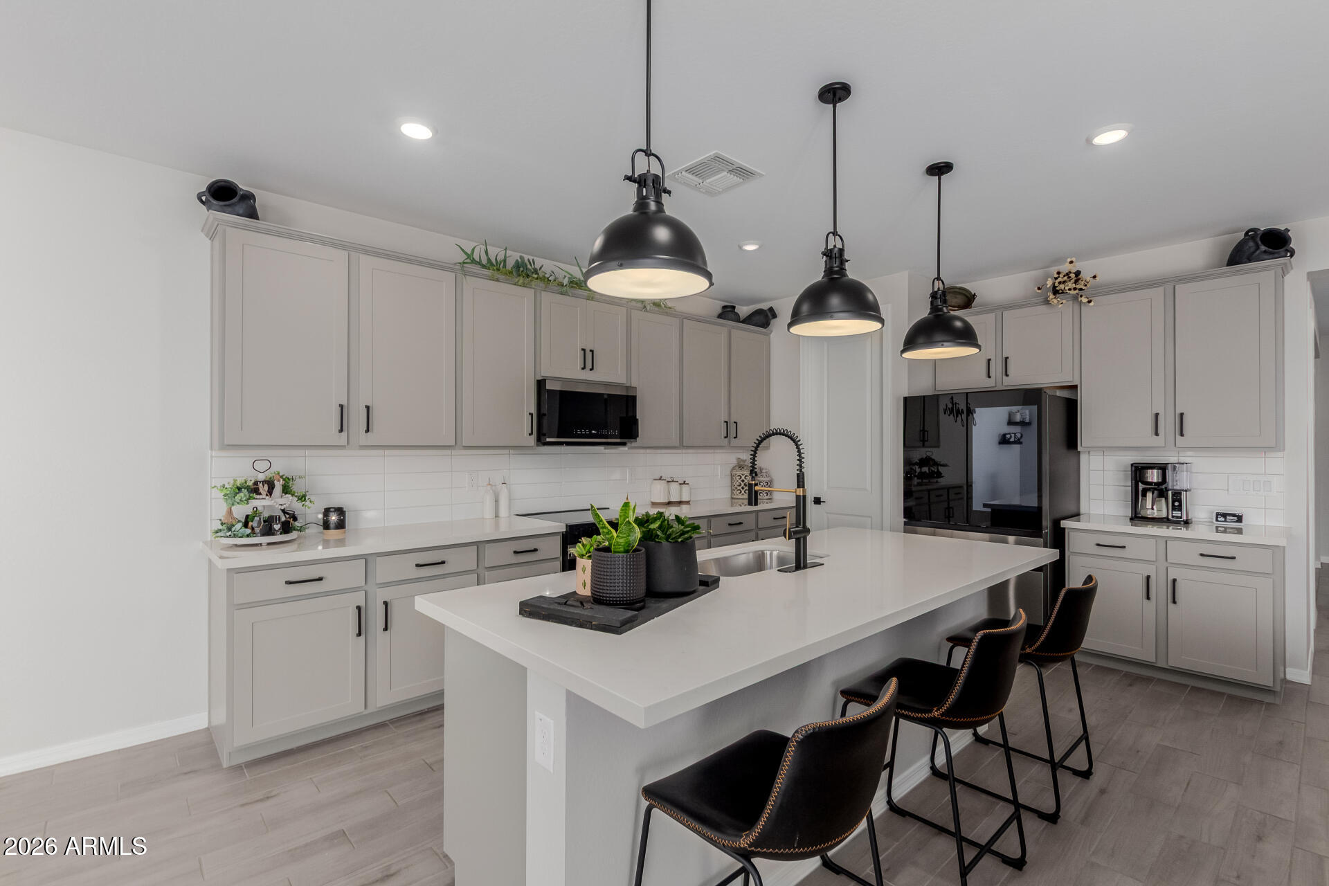 WALES RANCHES - Residential
