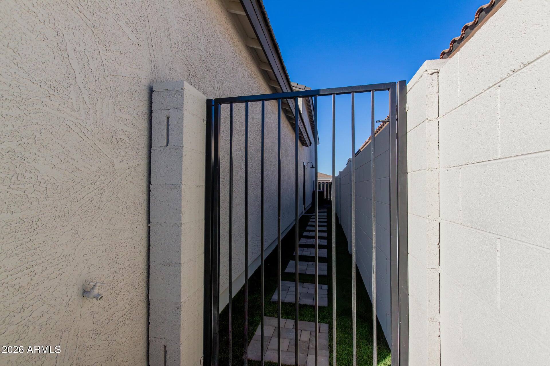 WALES RANCHES - Residential