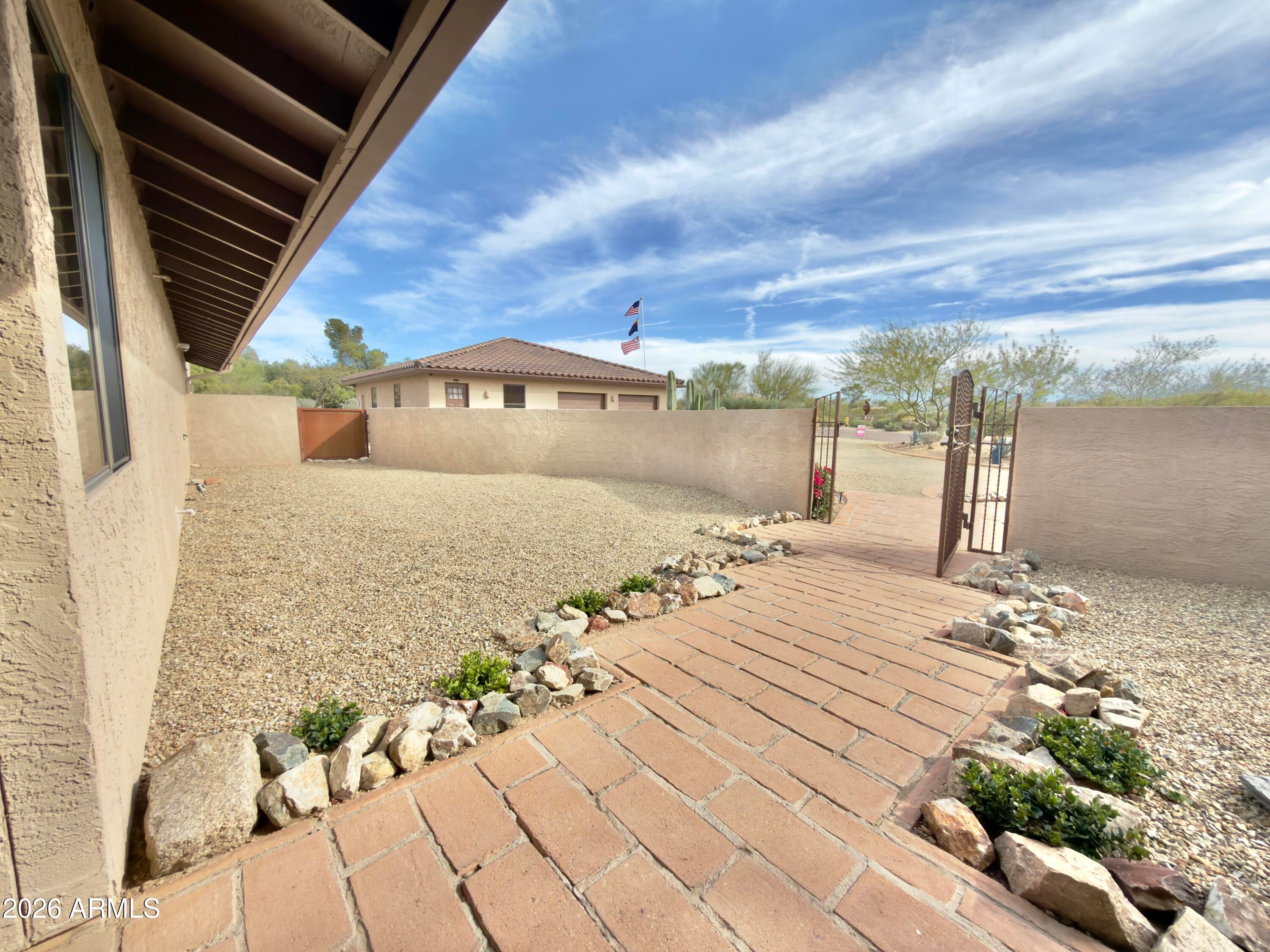 CAREFREE TOO - Residential