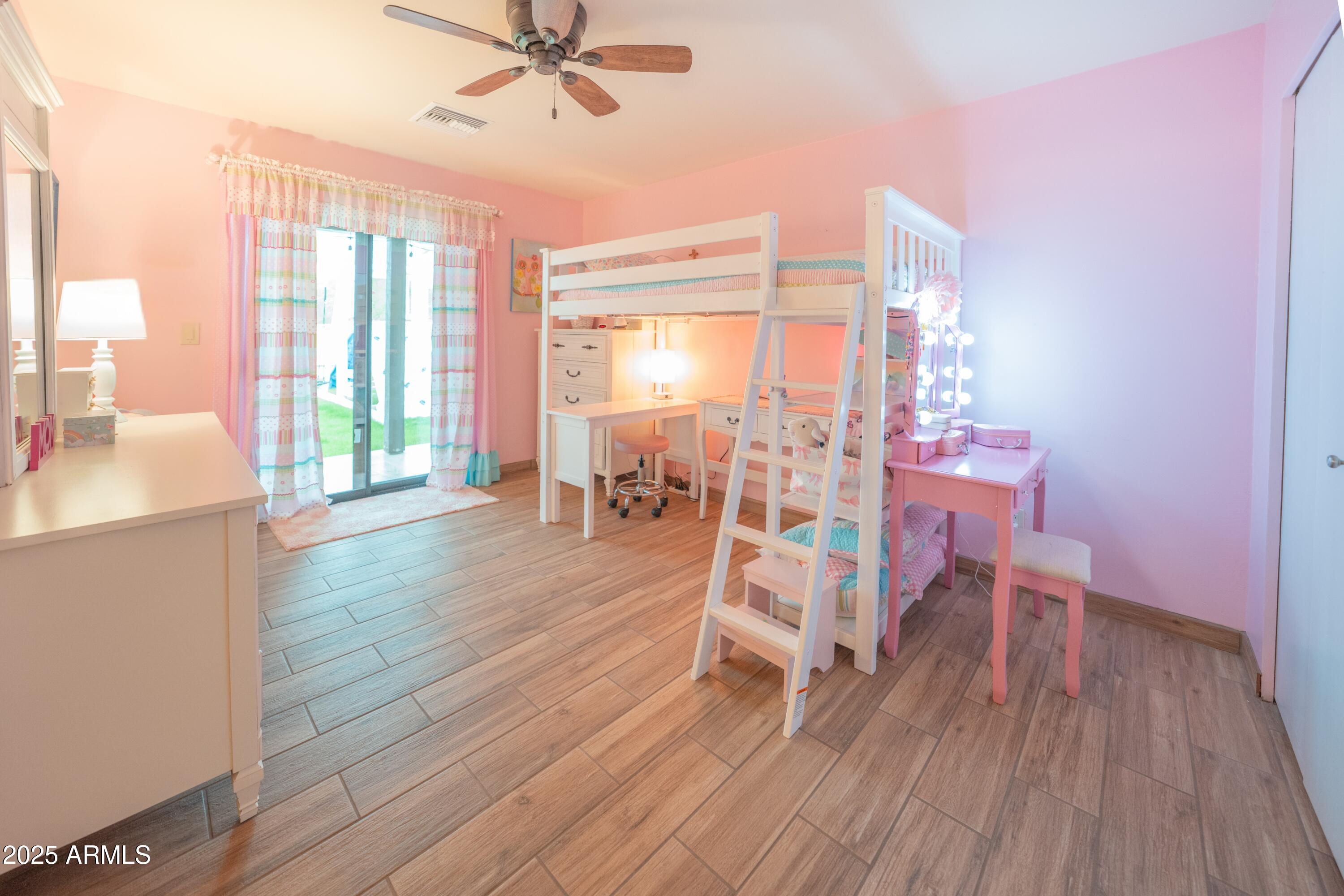 CAREFREE TOO - Residential