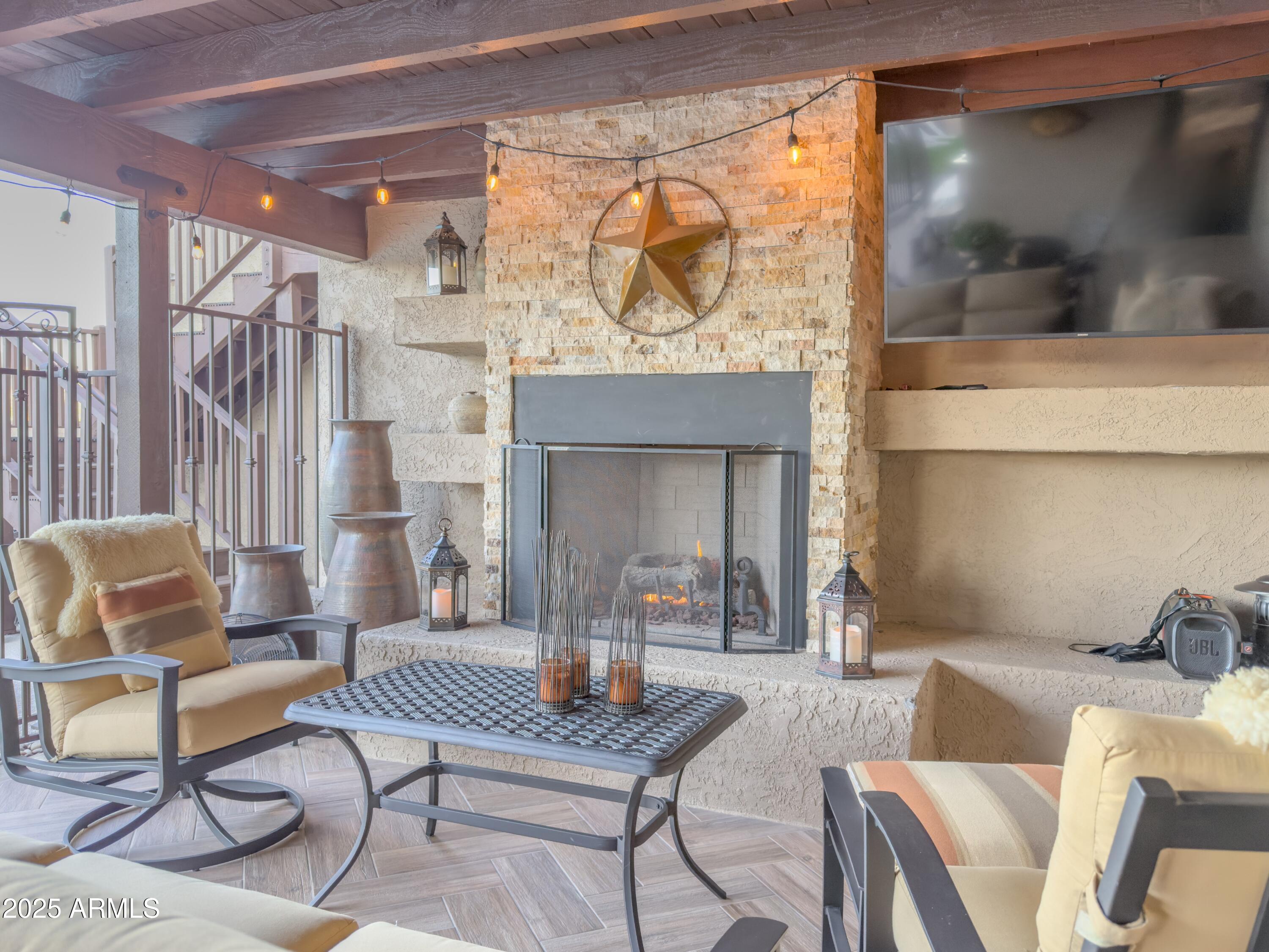 CAREFREE TOO - Residential