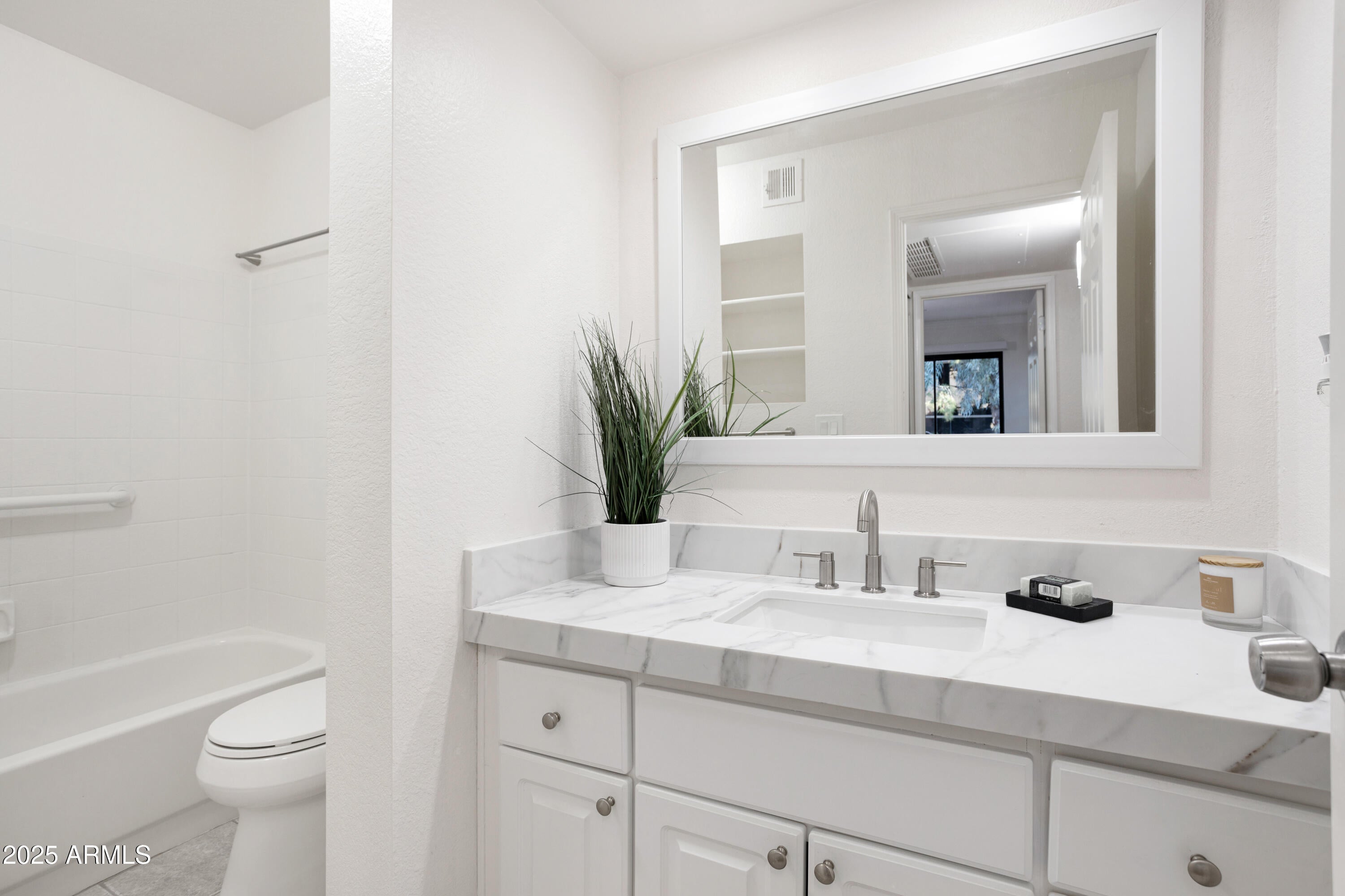 VILLAGES AT STONE CREEK CONDOMINIUMS - Residential