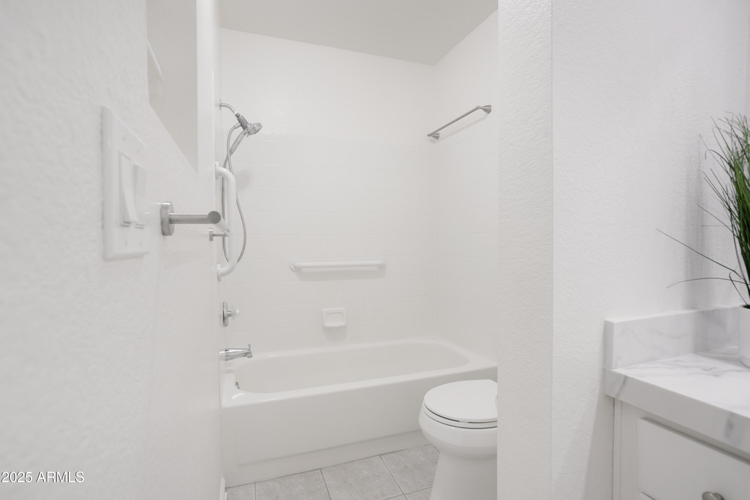 VILLAGES AT STONE CREEK CONDOMINIUMS - Residential