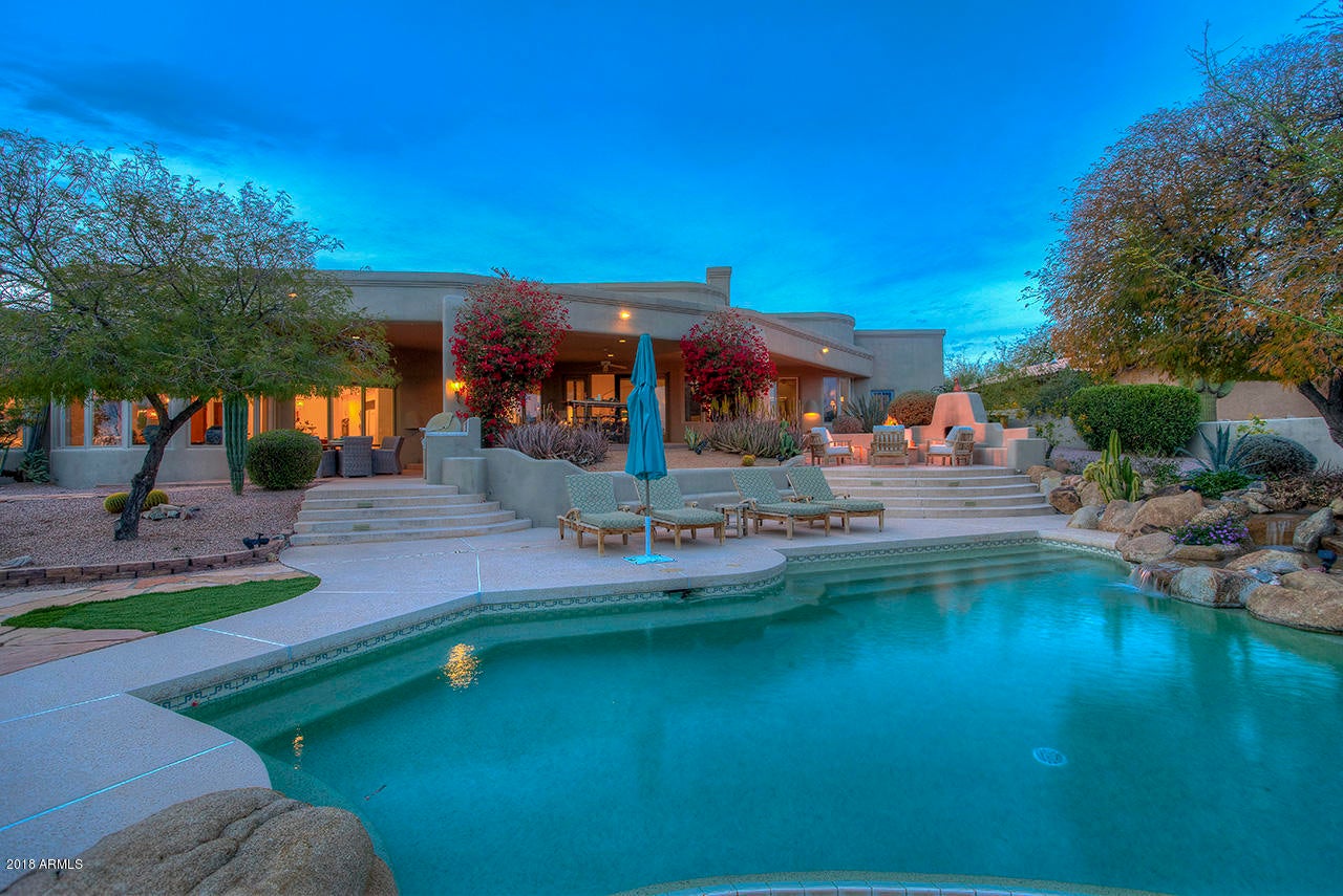 PINNACLE PEAK VISTAS 3 LOT 1-210 TR A-B - Residential