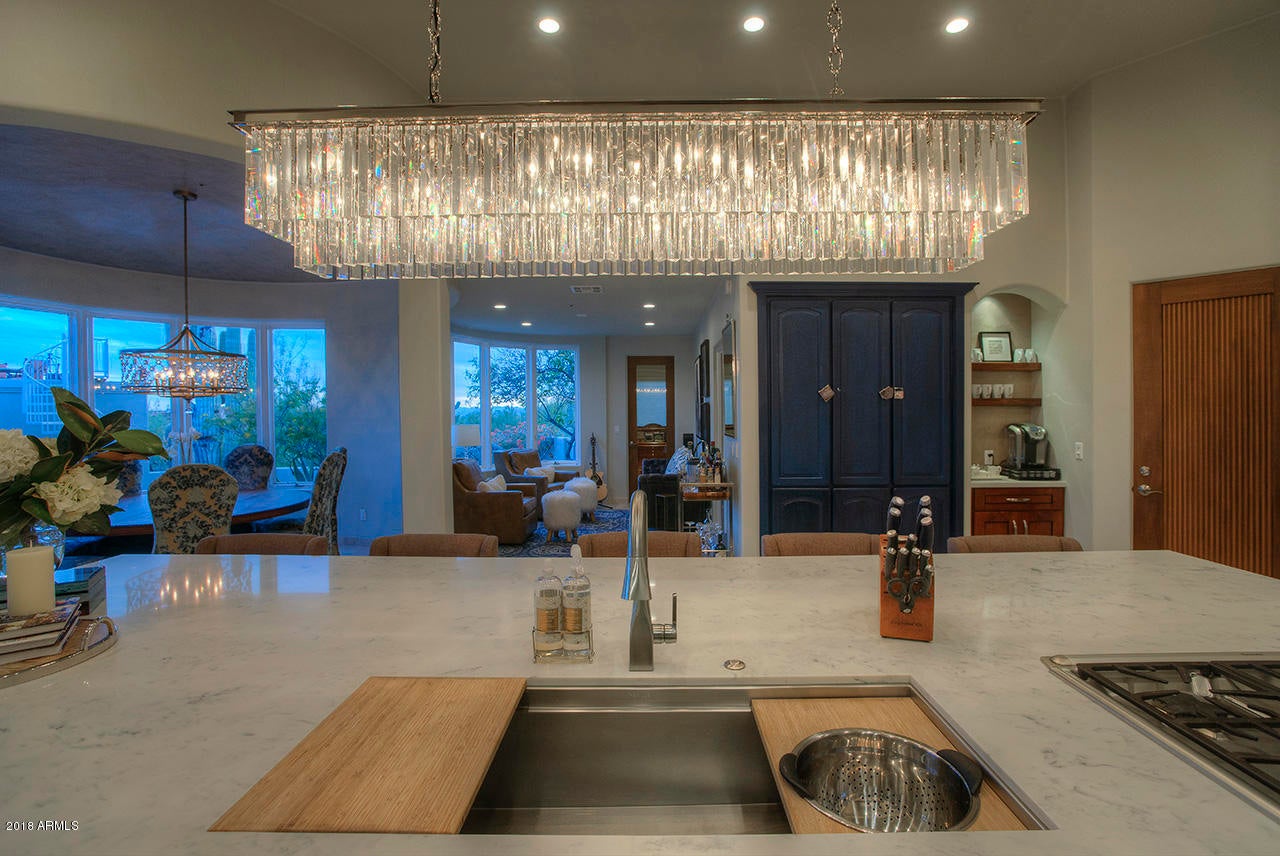 PINNACLE PEAK VISTAS 3 LOT 1-210 TR A-B - Residential