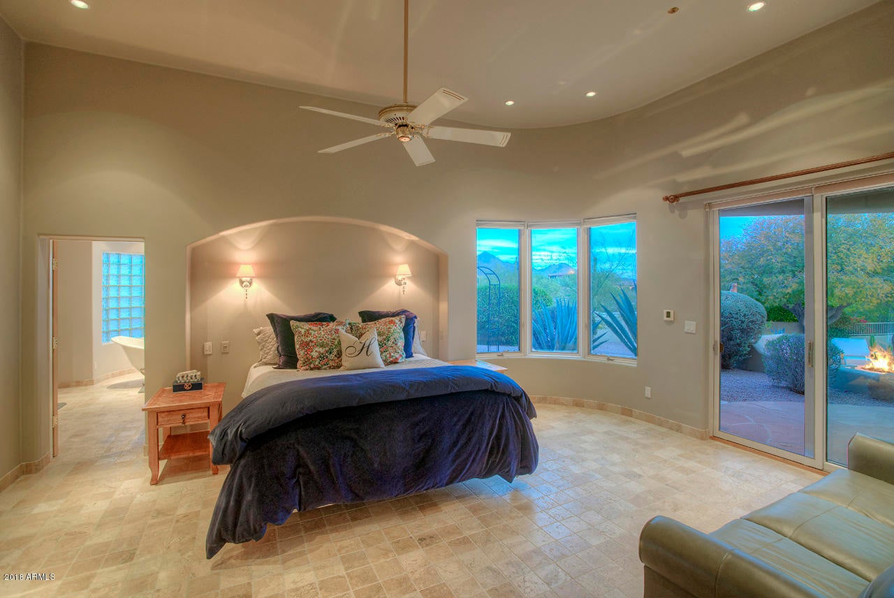 PINNACLE PEAK VISTAS 3 LOT 1-210 TR A-B - Residential