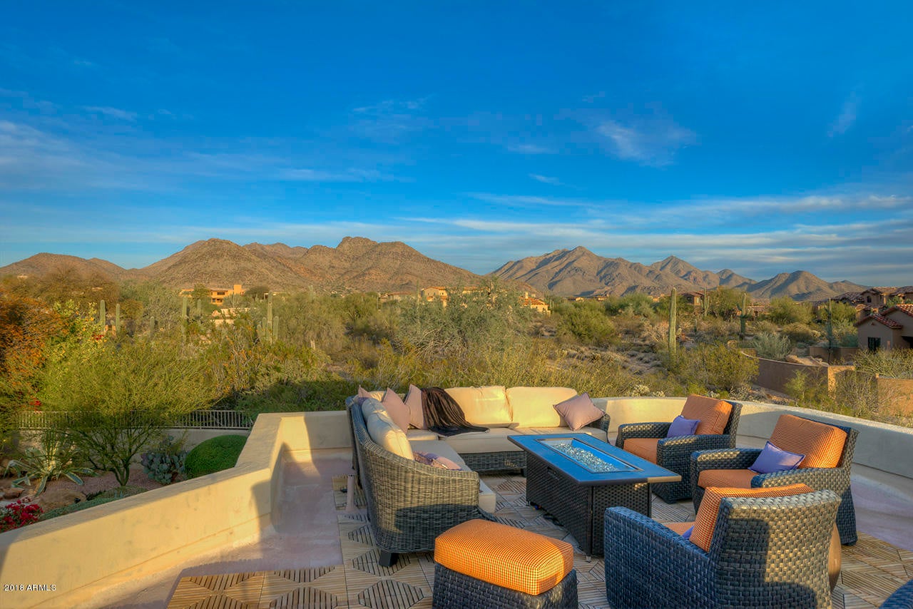 PINNACLE PEAK VISTAS 3 LOT 1-210 TR A-B - Residential