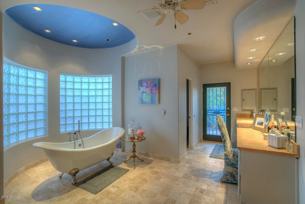 PINNACLE PEAK VISTAS 3 LOT 1-210 TR A-B - Residential
