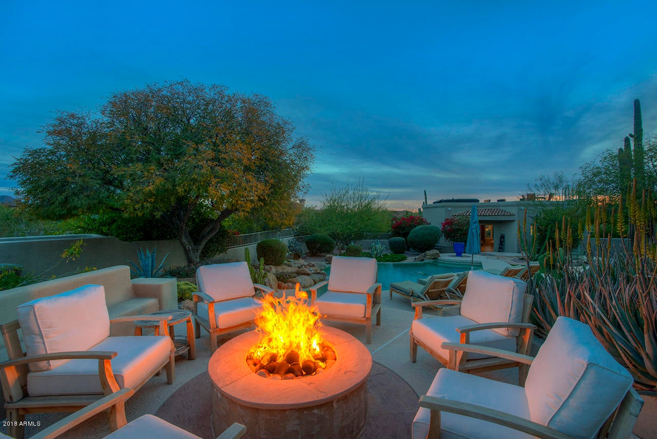 PINNACLE PEAK VISTAS 3 LOT 1-210 TR A-B - Residential