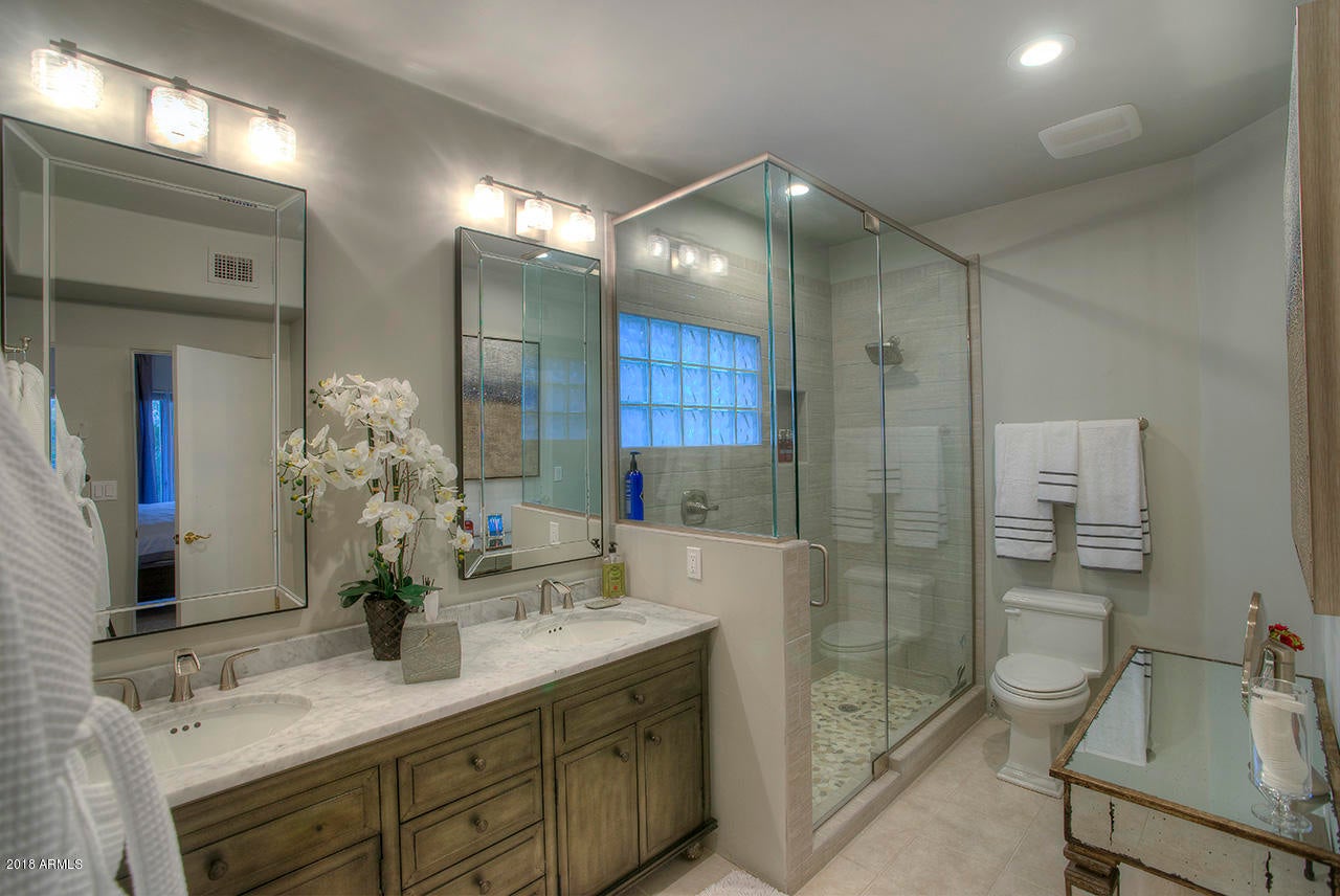 PINNACLE PEAK VISTAS 3 LOT 1-210 TR A-B - Residential