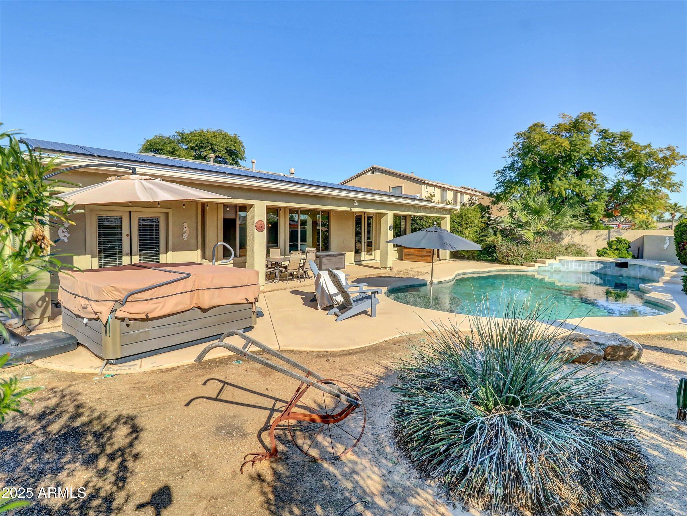PALM VALLEY PHASE 2 PARCEL 1 - Residential