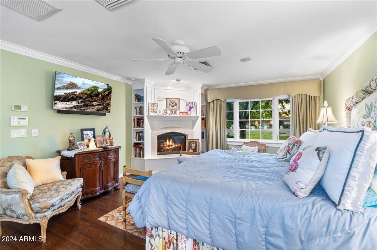 MEADOWS - Residential