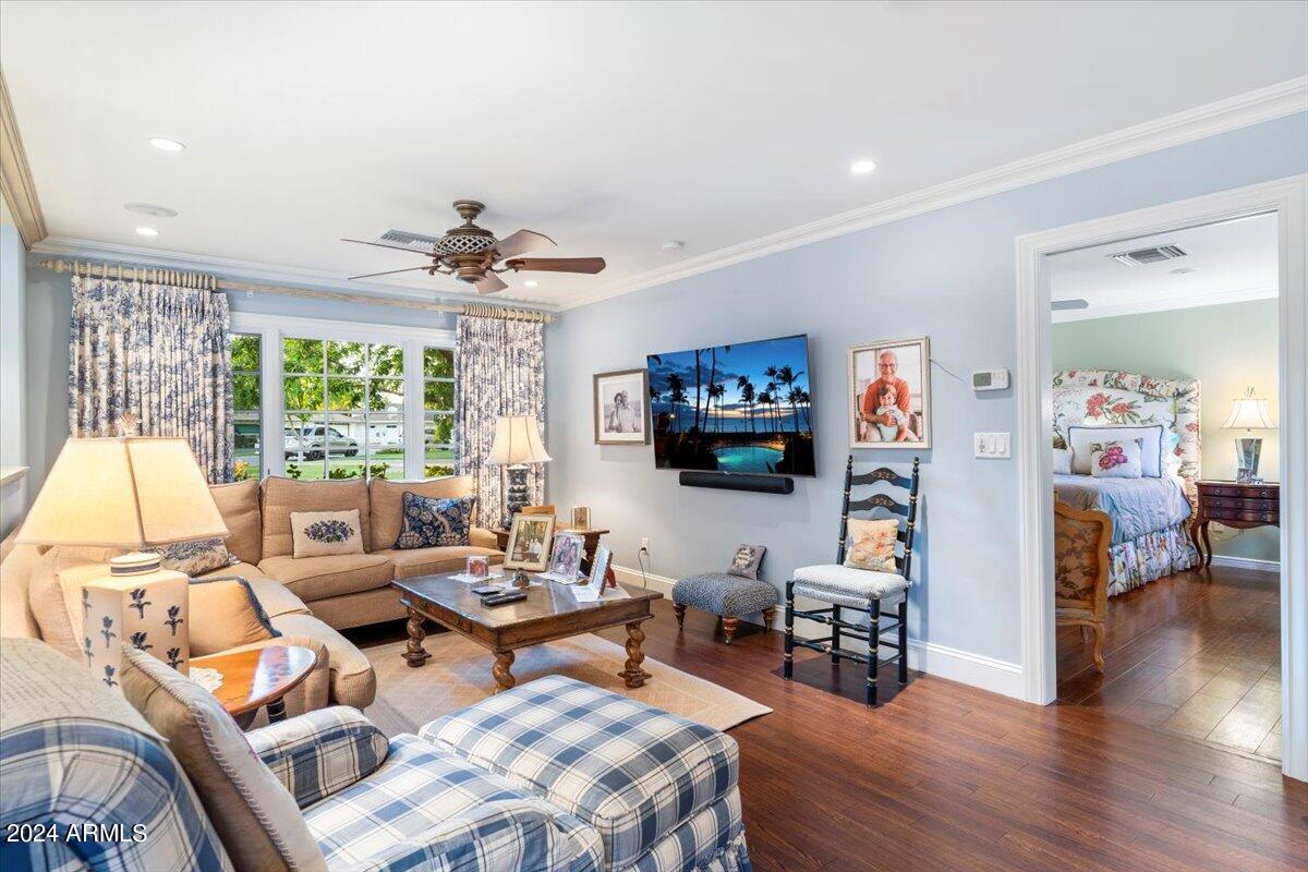 MEADOWS - Residential