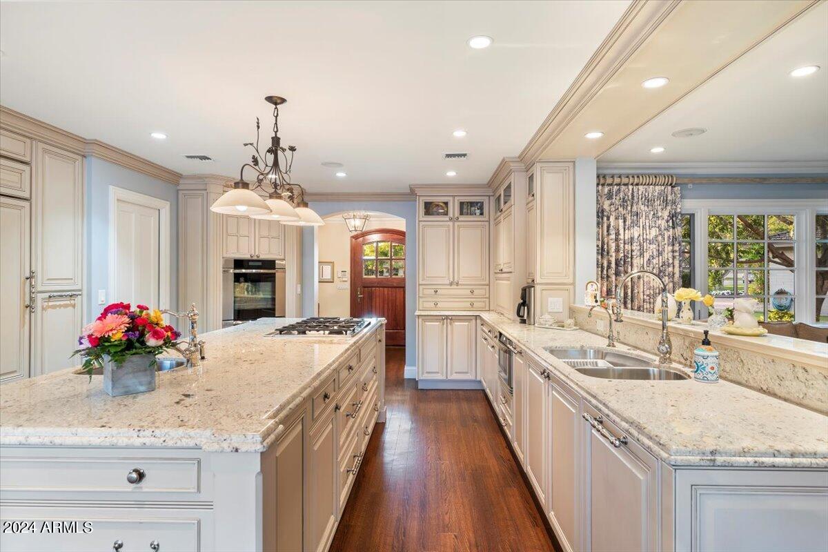 MEADOWS - Residential