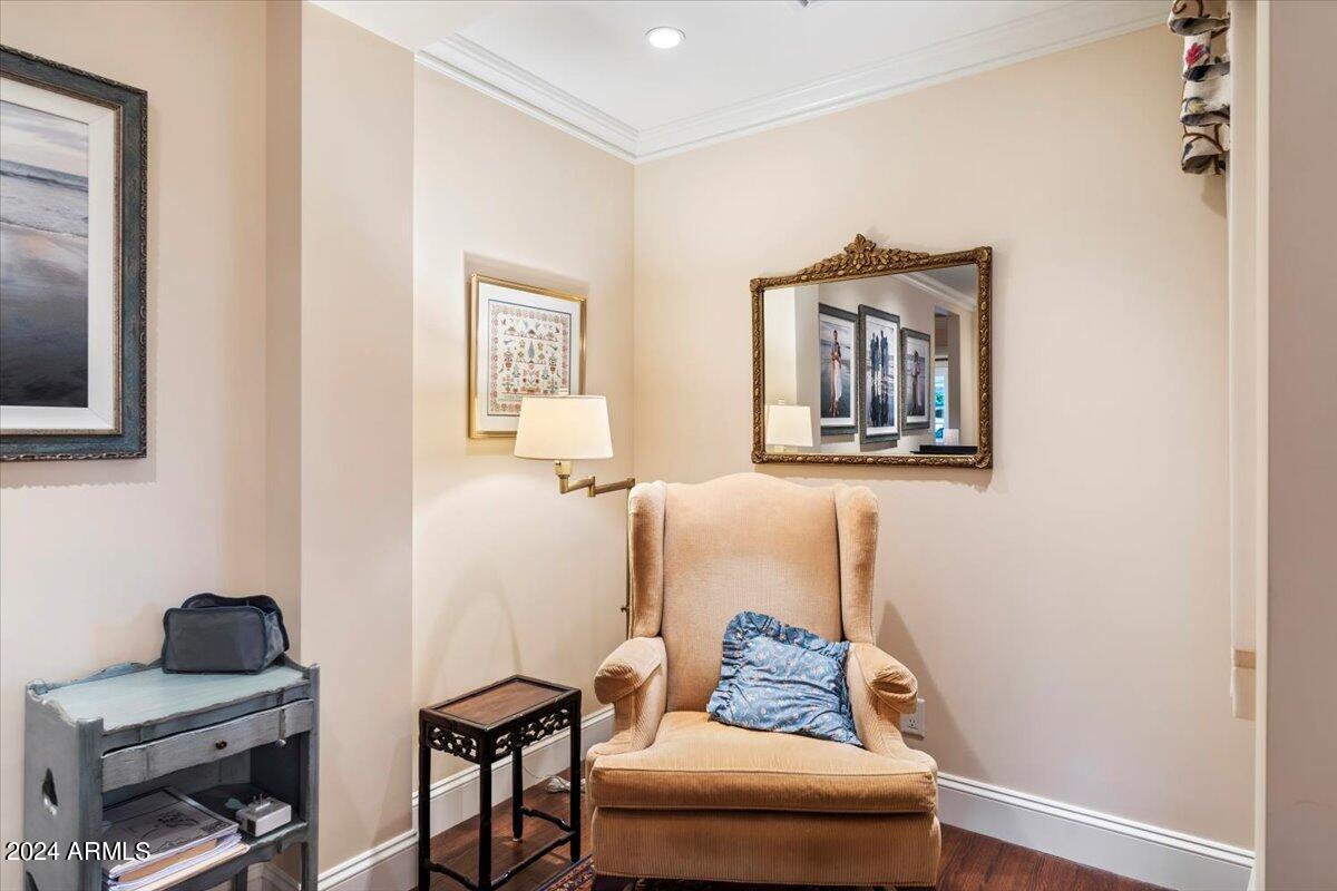 MEADOWS - Residential