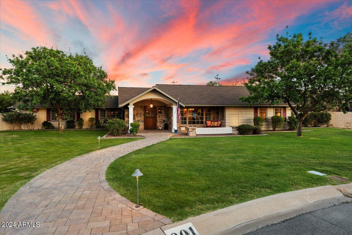 MEADOWS - Residential