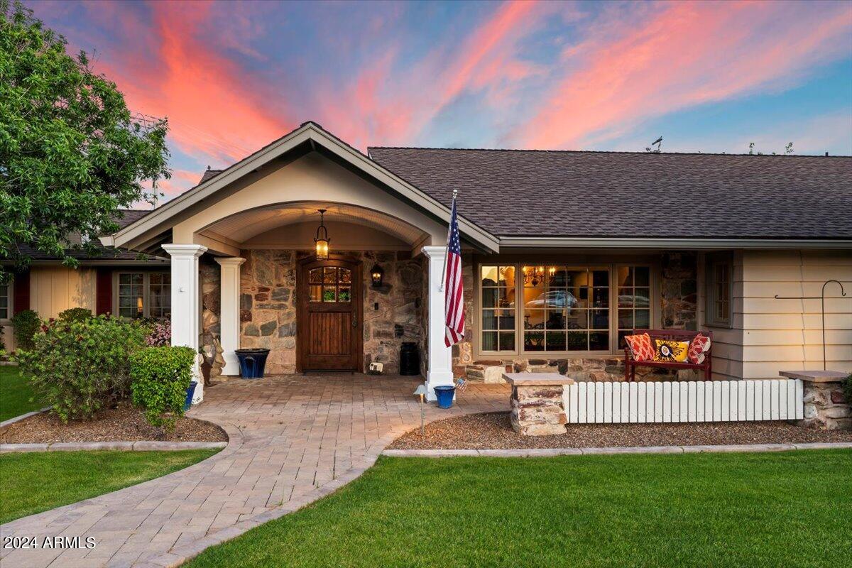 MEADOWS - Residential