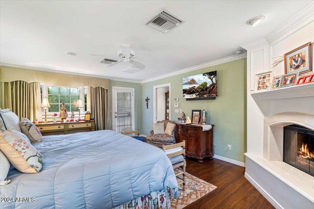 MEADOWS - Residential