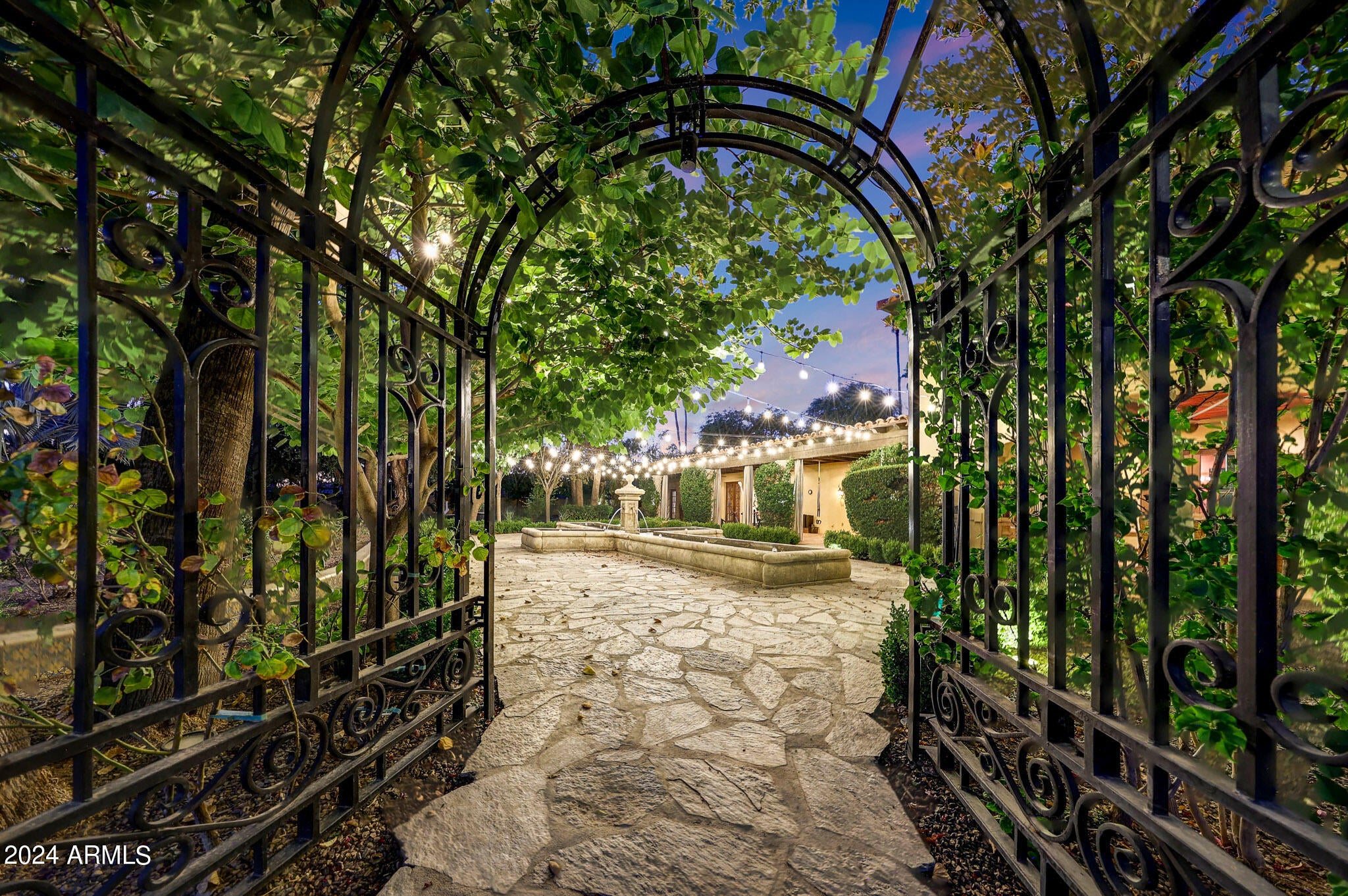 EQUESTRIAN MANOR UNIT 1 - Residential