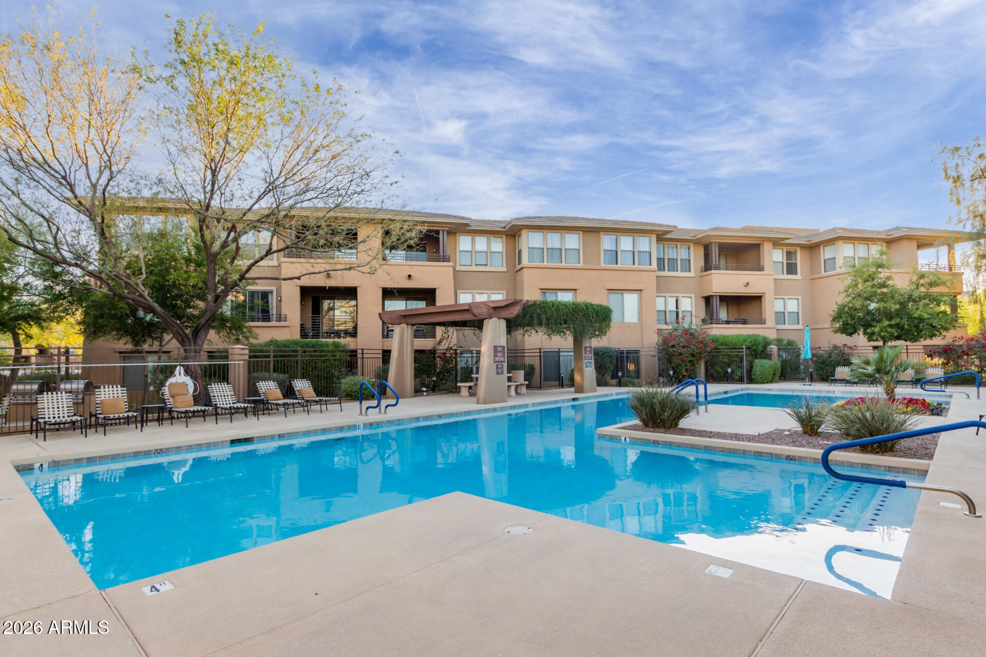 EDGE AT GRAYHAWK - Residential