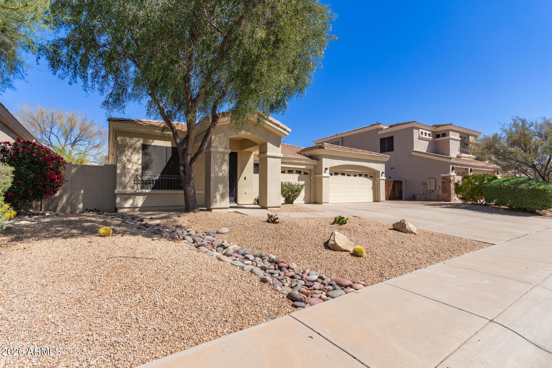 DESERT RIDGE LOT 31 - Residential
